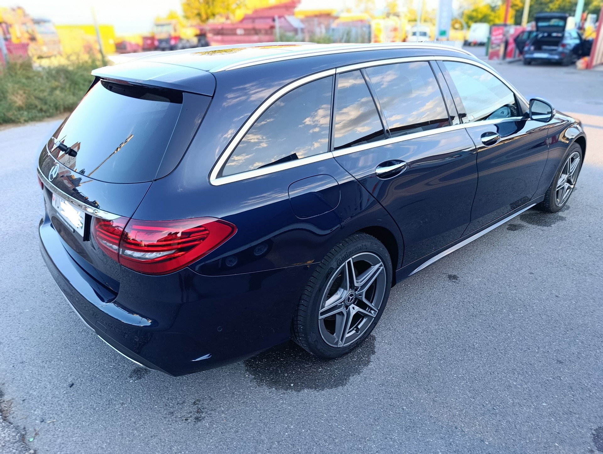 MERCEDES-BENZ C 220 d AMG Line 4matic-image-1