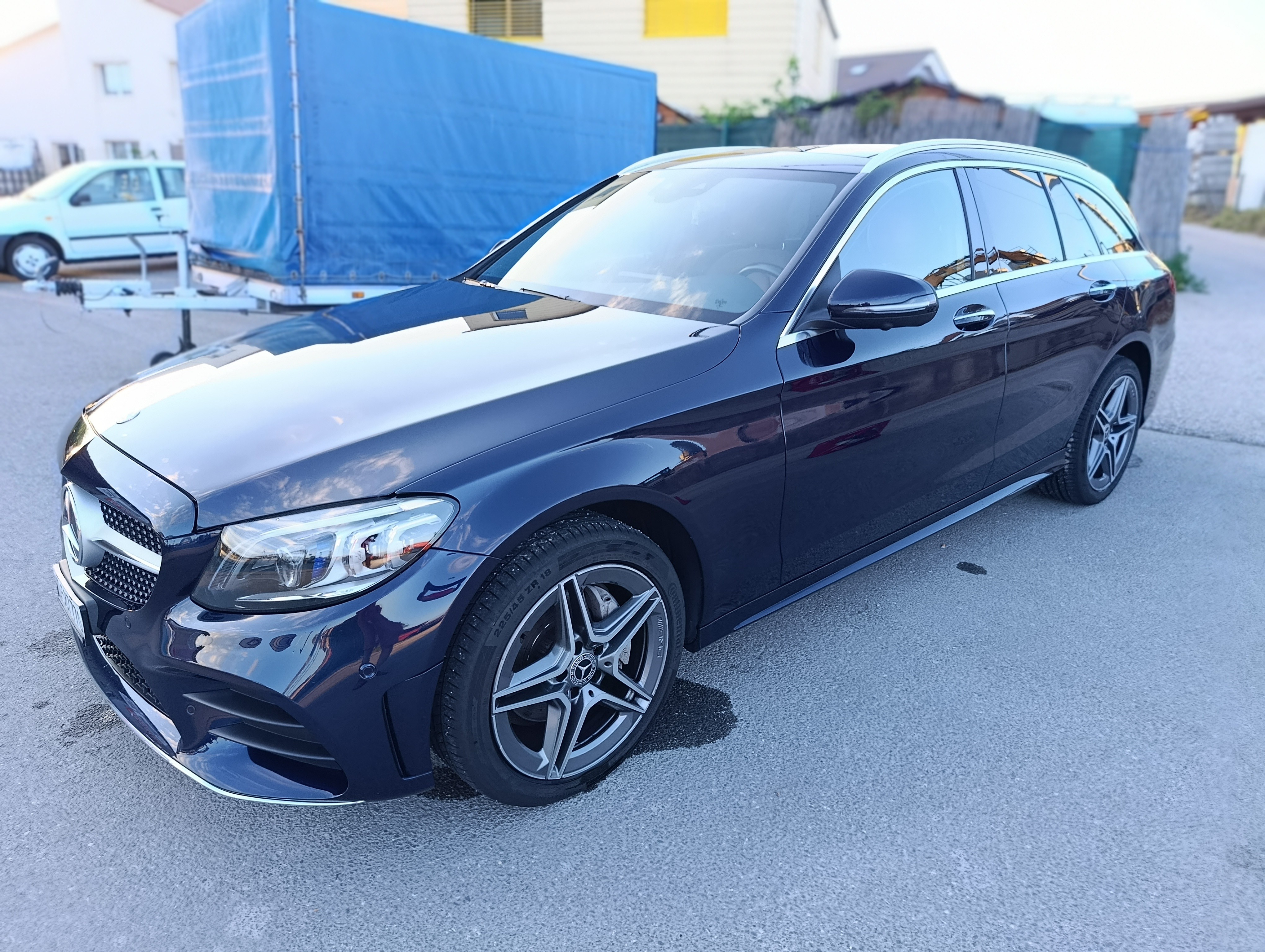 MERCEDES-BENZ C 220 d AMG Line 4matic — slika 1