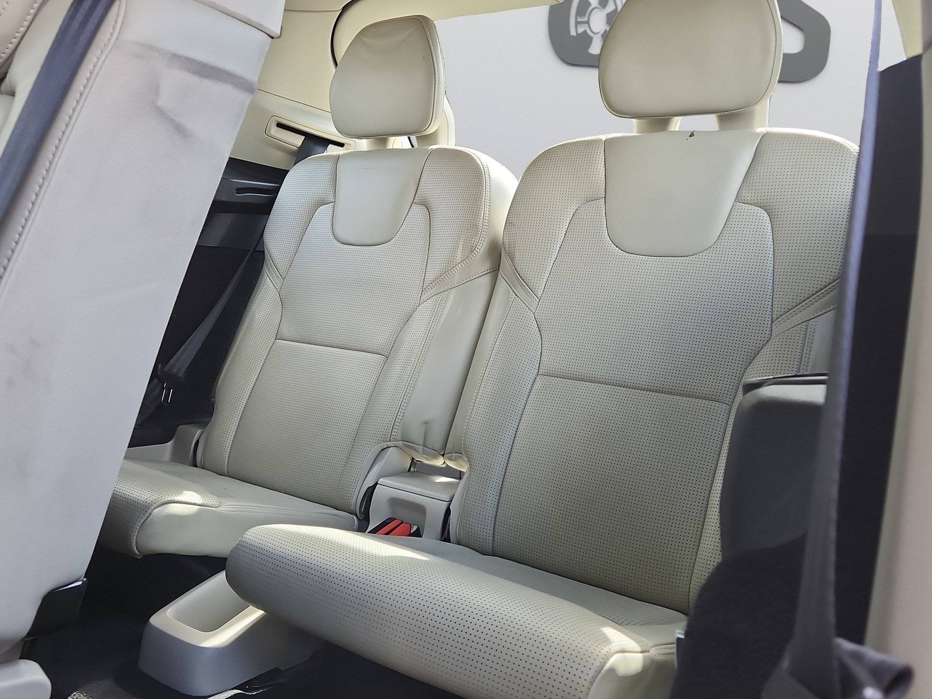 VOLVO XC90 T6 AWD Momentum Geartronic-image-18