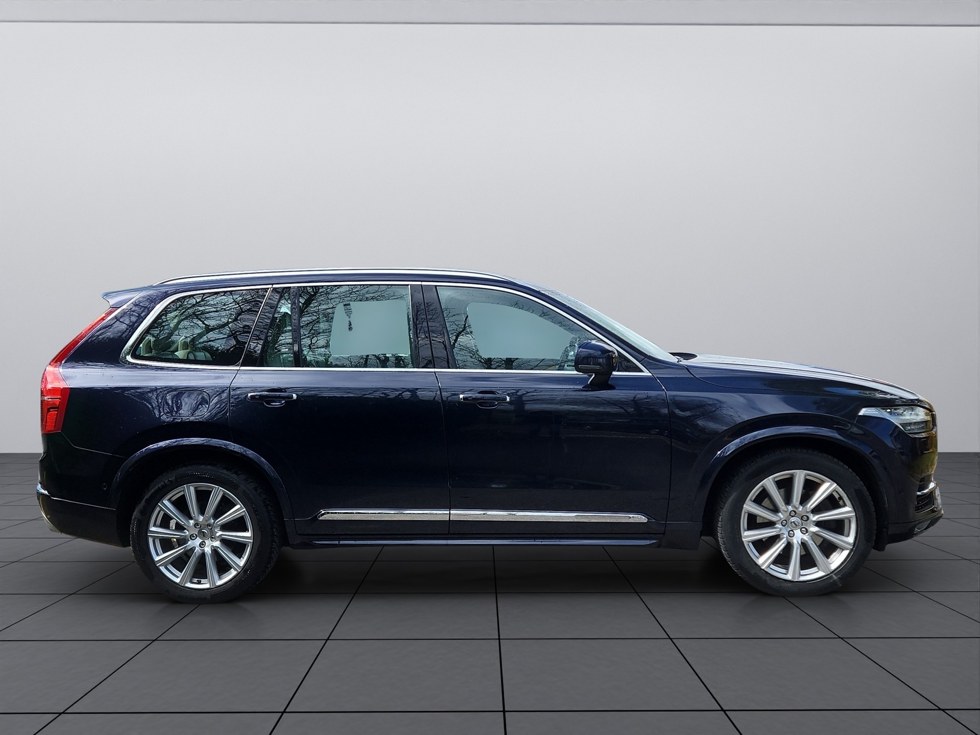VOLVO XC90 T6 AWD Momentum Geartronic-showroom-element-3