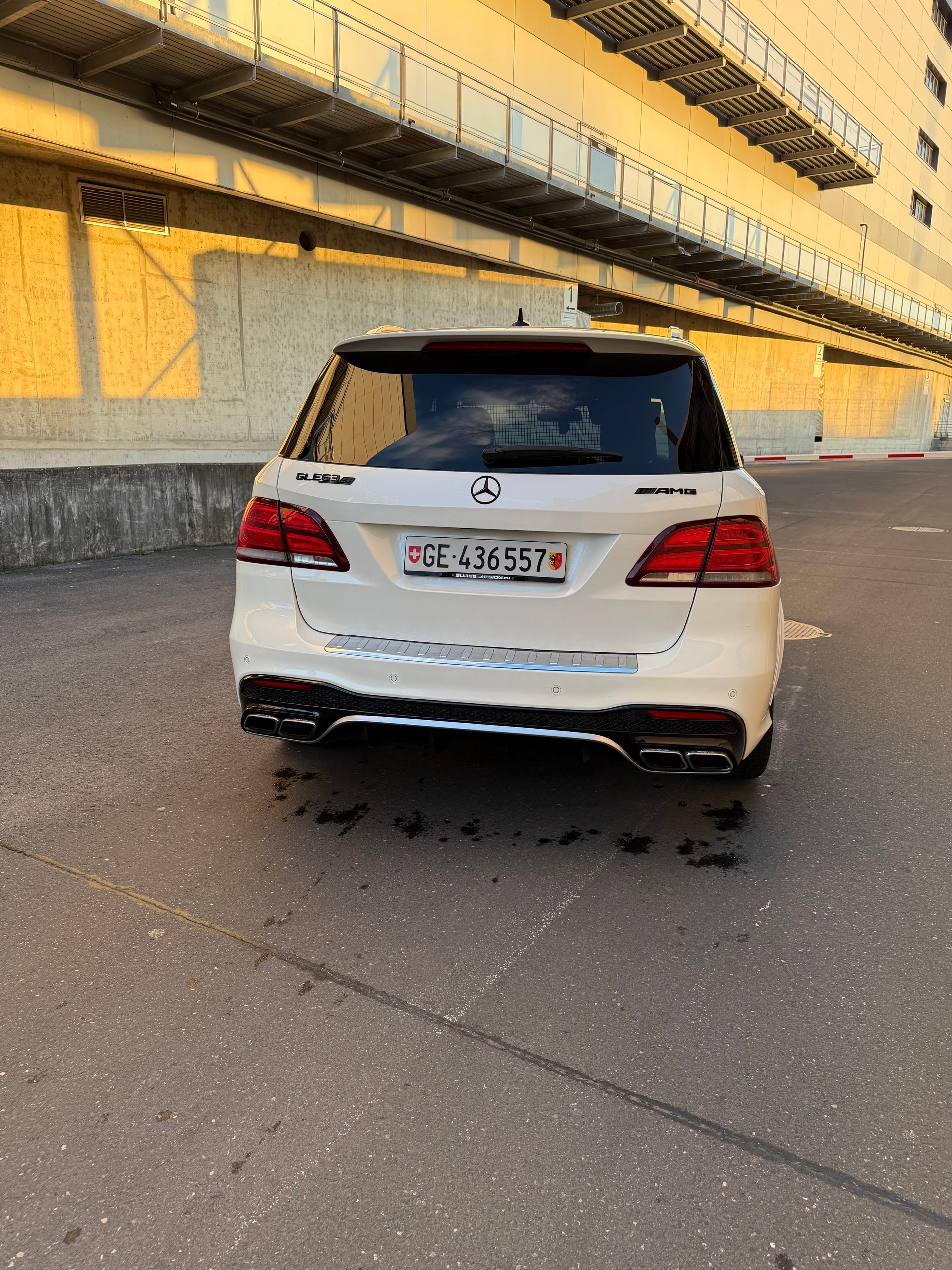 MERCEDES-BENZ GLE 63 V8 S AMG-image-3