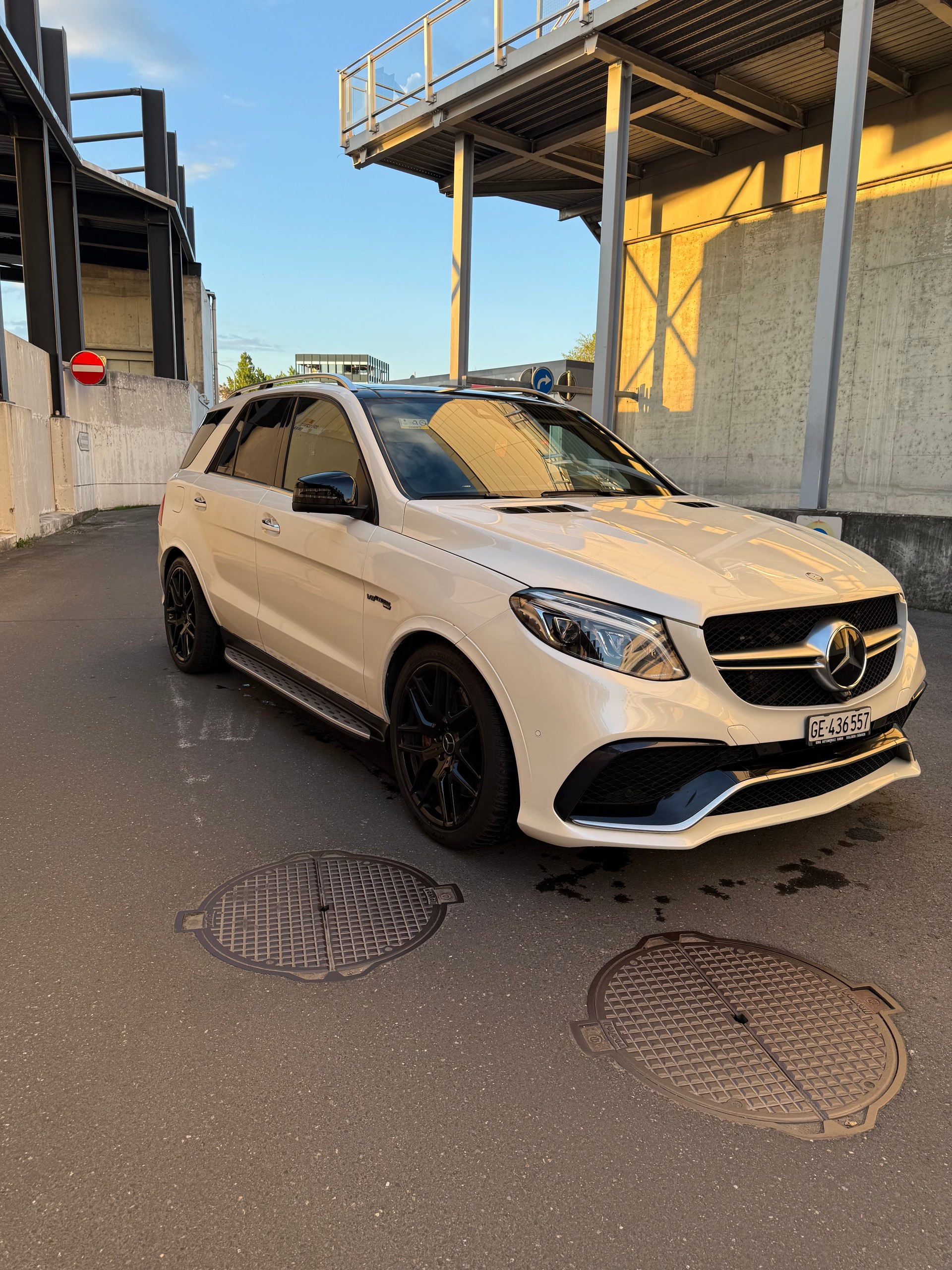 MERCEDES-BENZ GLE 63 V8 S AMG-image-2