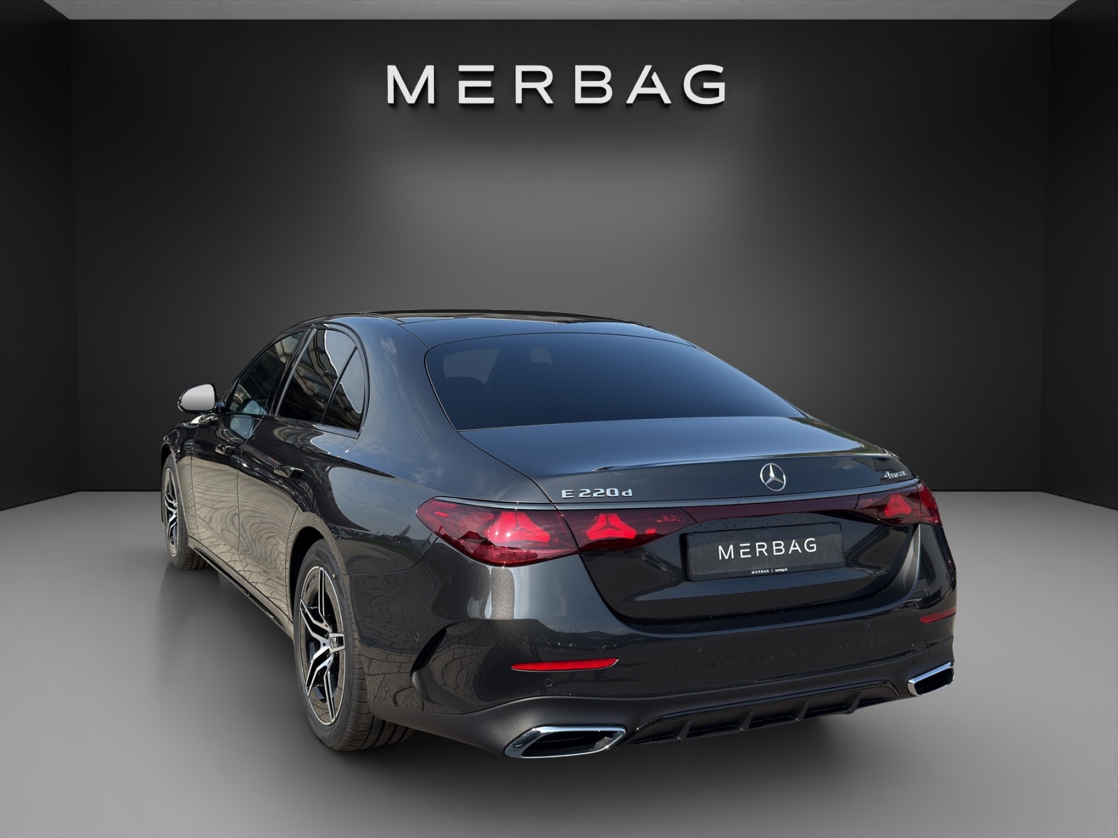 MERCEDES-BENZ E 220 d 4Matic 9G-Tronic-image-2