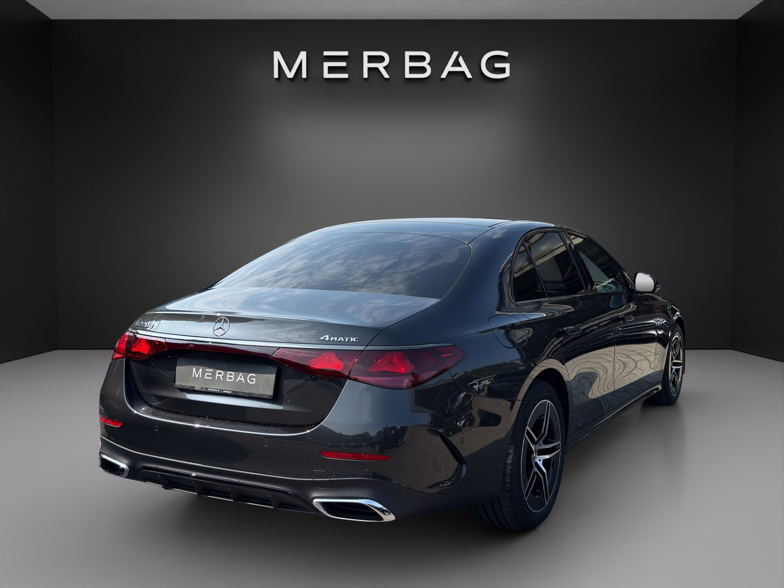 MERCEDES-BENZ E 220 d 4Matic 9G-Tronic-image-4