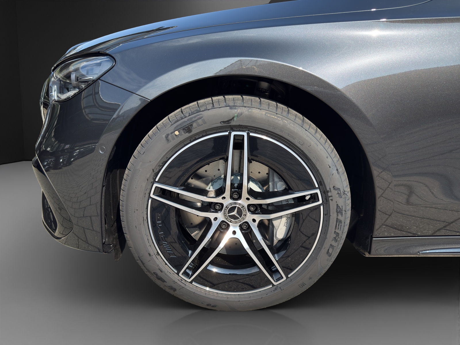 MERCEDES-BENZ E 220 d 4Matic 9G-Tronic-image-7