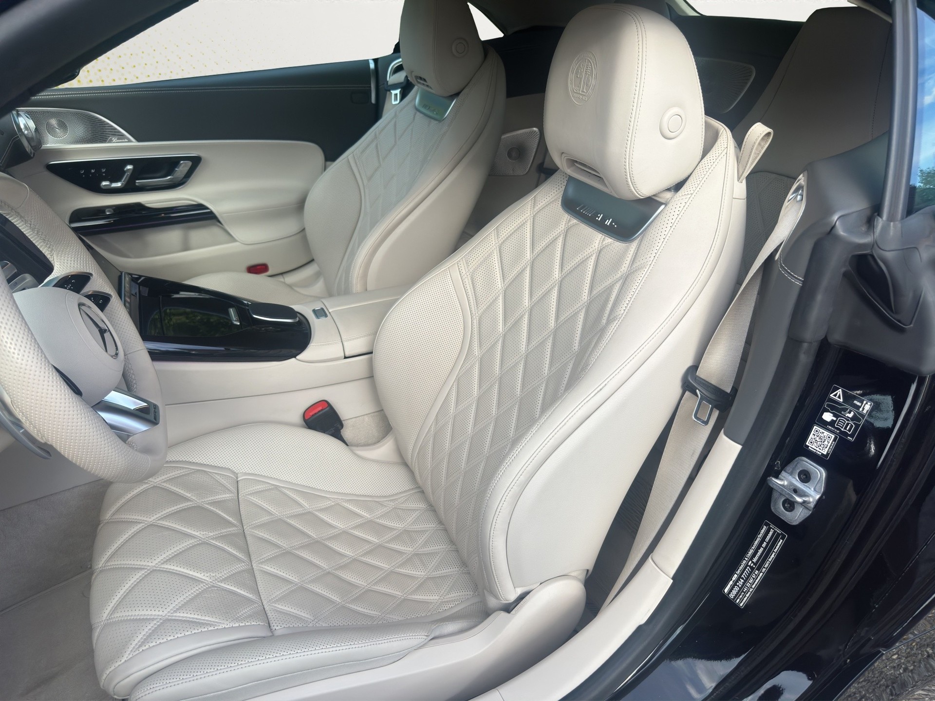 MERCEDES-BENZ AMG SL 63 4M MCT Aerodynamik Paket (CH) Manufaktur Premium Plus Edition-image-13