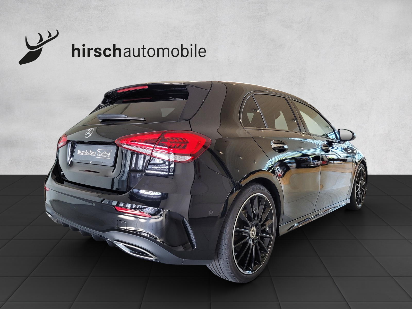 MERCEDES-BENZ A 180 AMG Line 7G-DCT-image-3