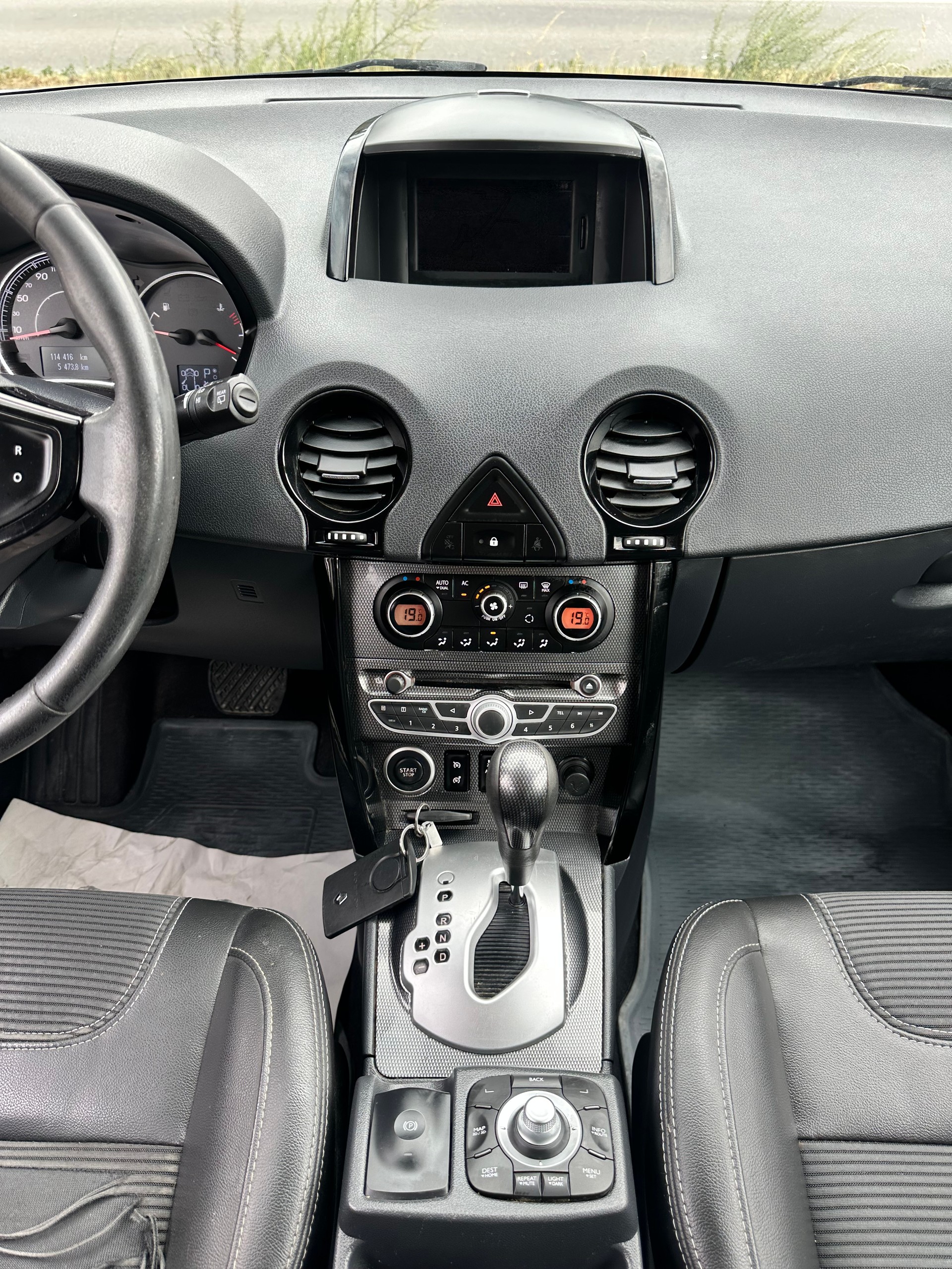 RENAULT Koleos 2.0 dCi Bose 4x4 Automatic-image-13