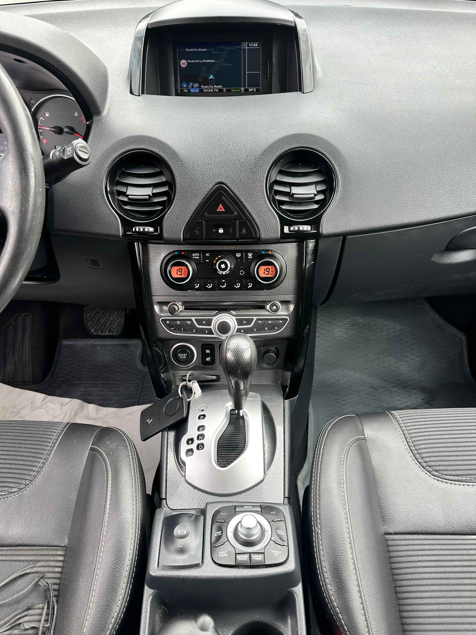 RENAULT Koleos 2.0 dCi Bose 4x4 Automatic-image-12
