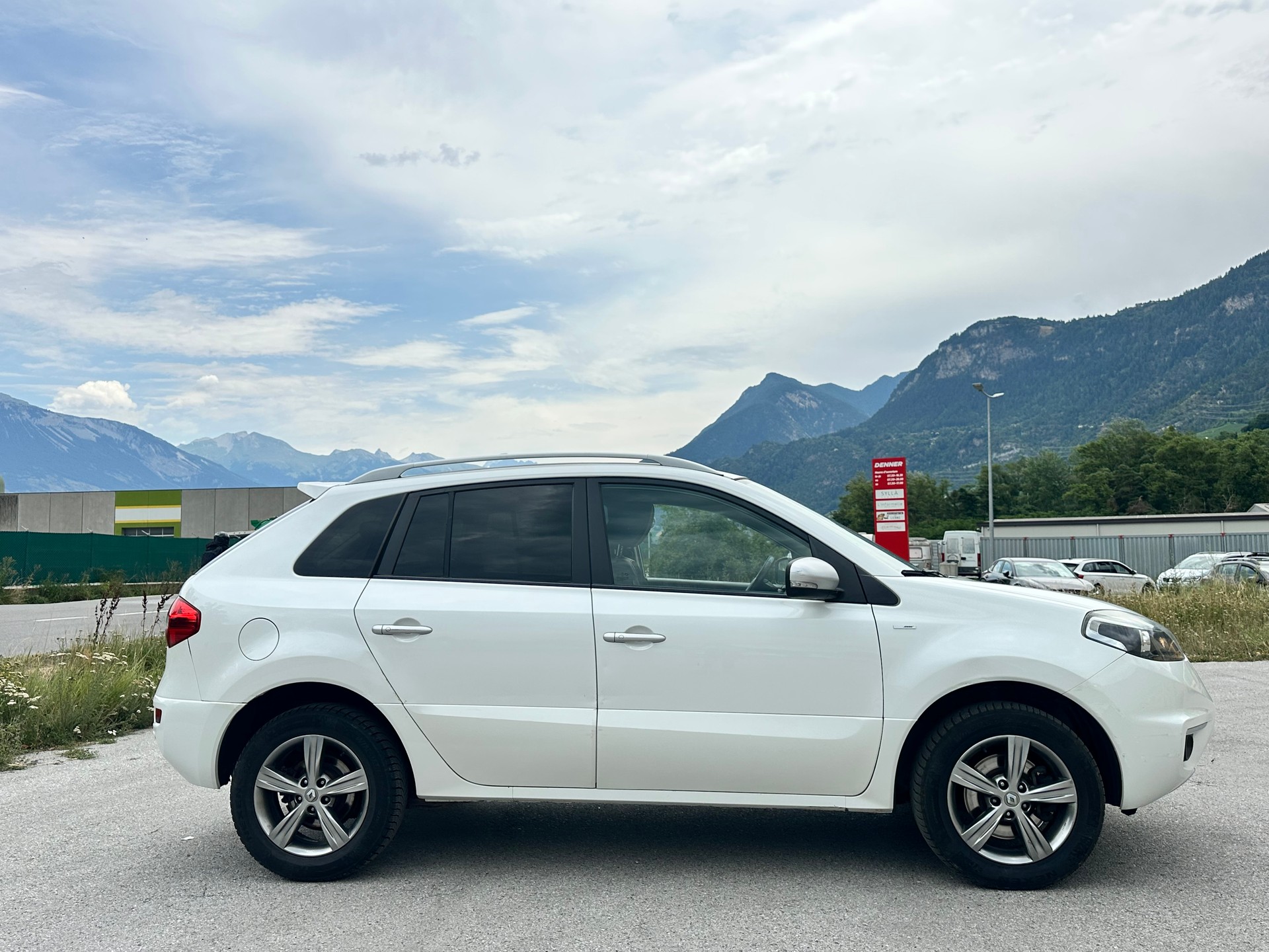 RENAULT Koleos 2.0 dCi Bose 4x4 Automatic-image-4