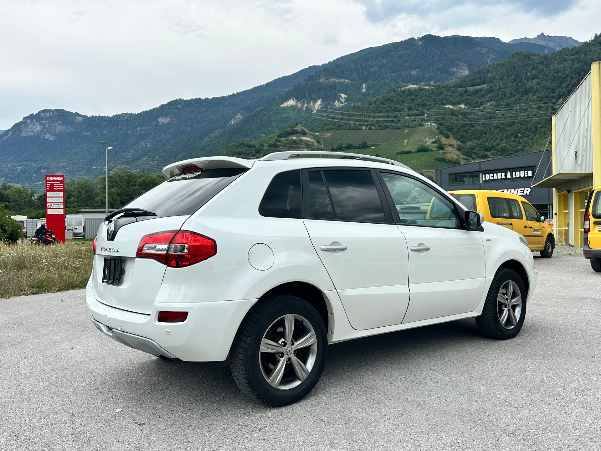 RENAULT Koleos 2.0 dCi Bose 4x4 Automatic-image-2