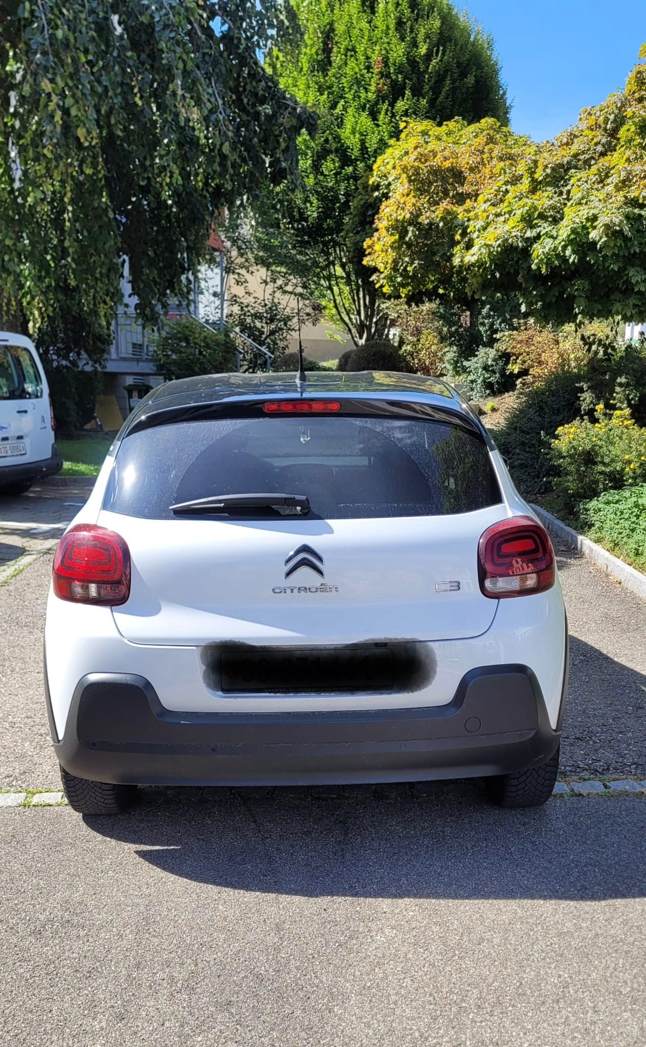 CITROEN 1.2 PureTech Shine-image-4