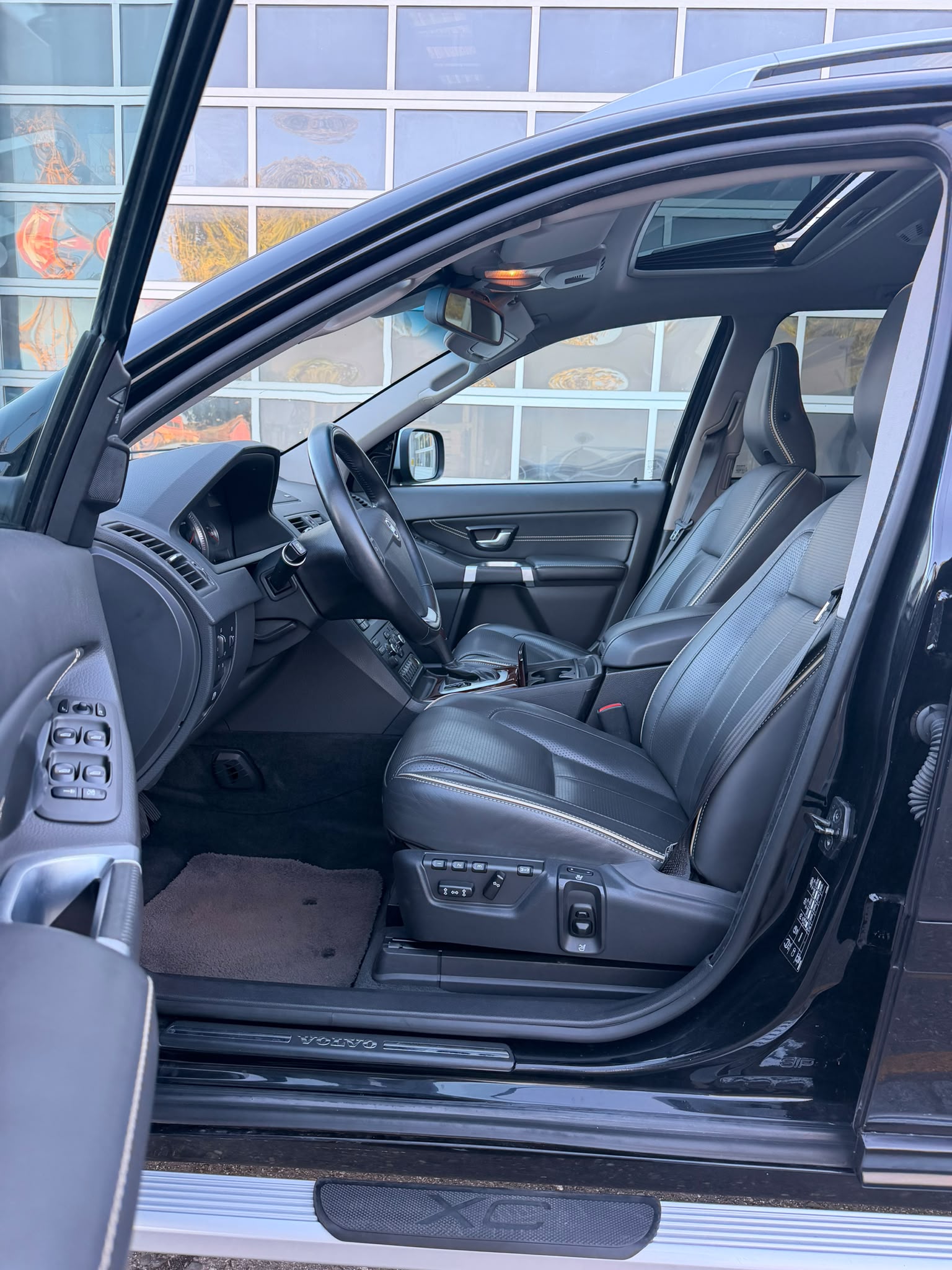 VOLVO XC90 D5 AWD Executive Geartronic-image-7