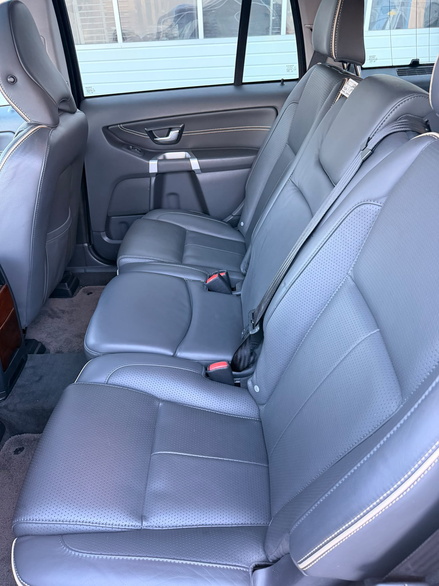 VOLVO XC90 D5 AWD Executive Geartronic-image-4