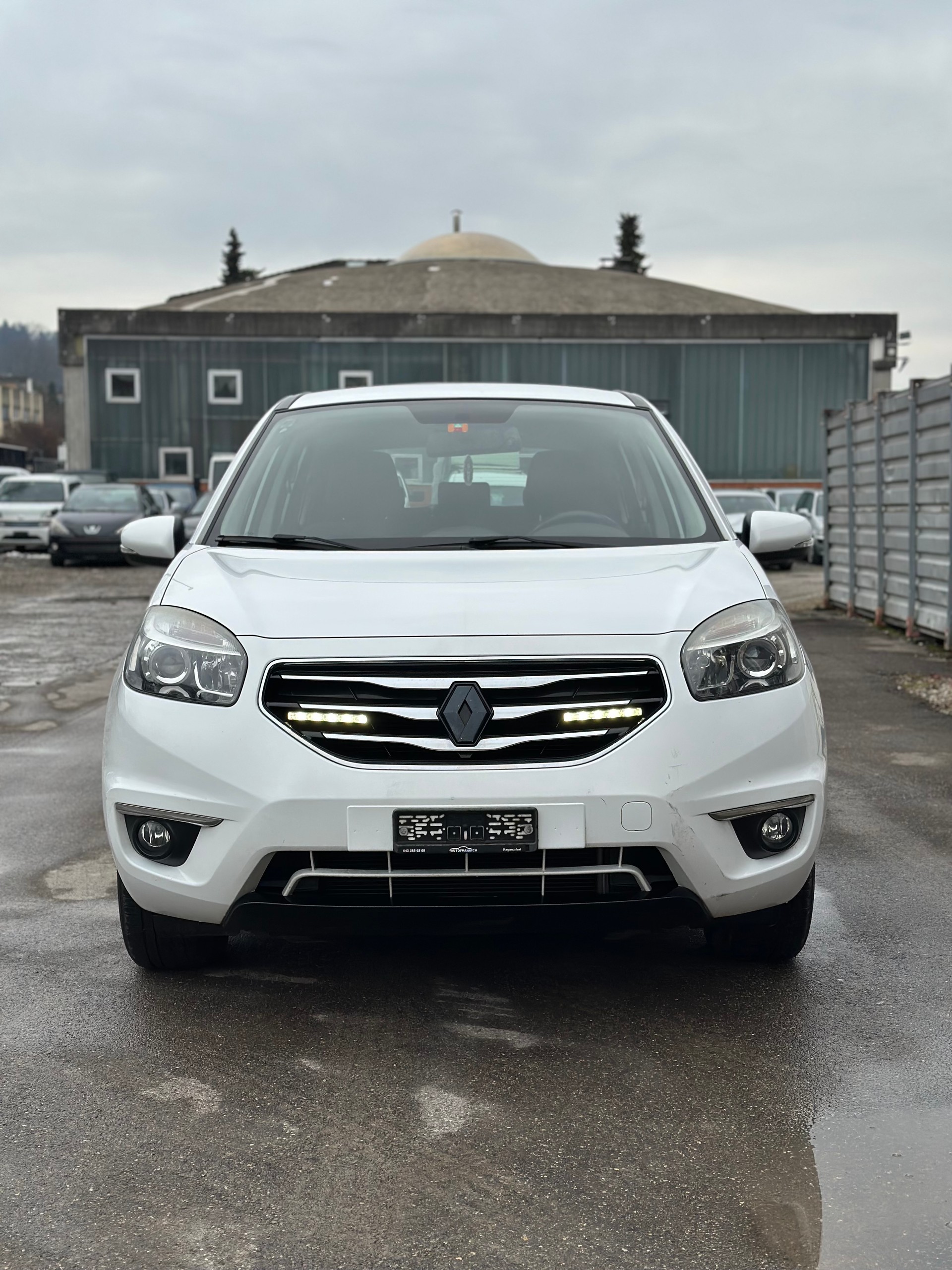 RENAULT Koleos 2.5 Expression 4x4-image-6