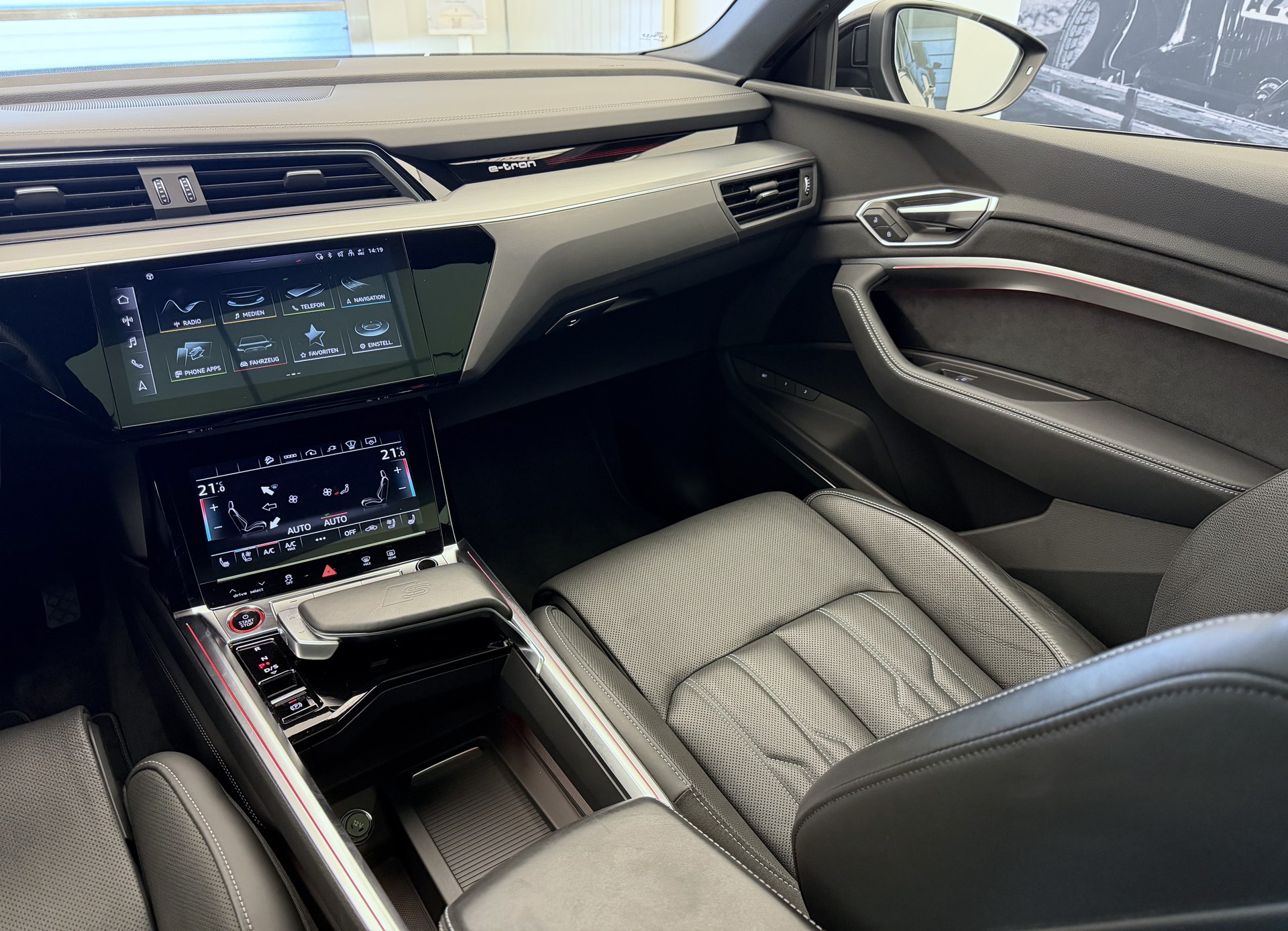 AUDI e-tron S quattro-image-14