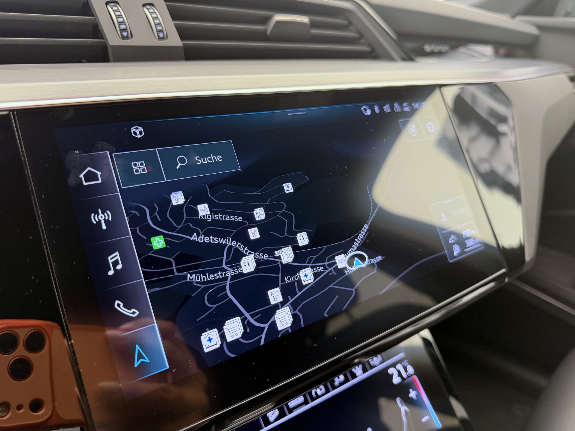 AUDI e-tron S quattro-image-12