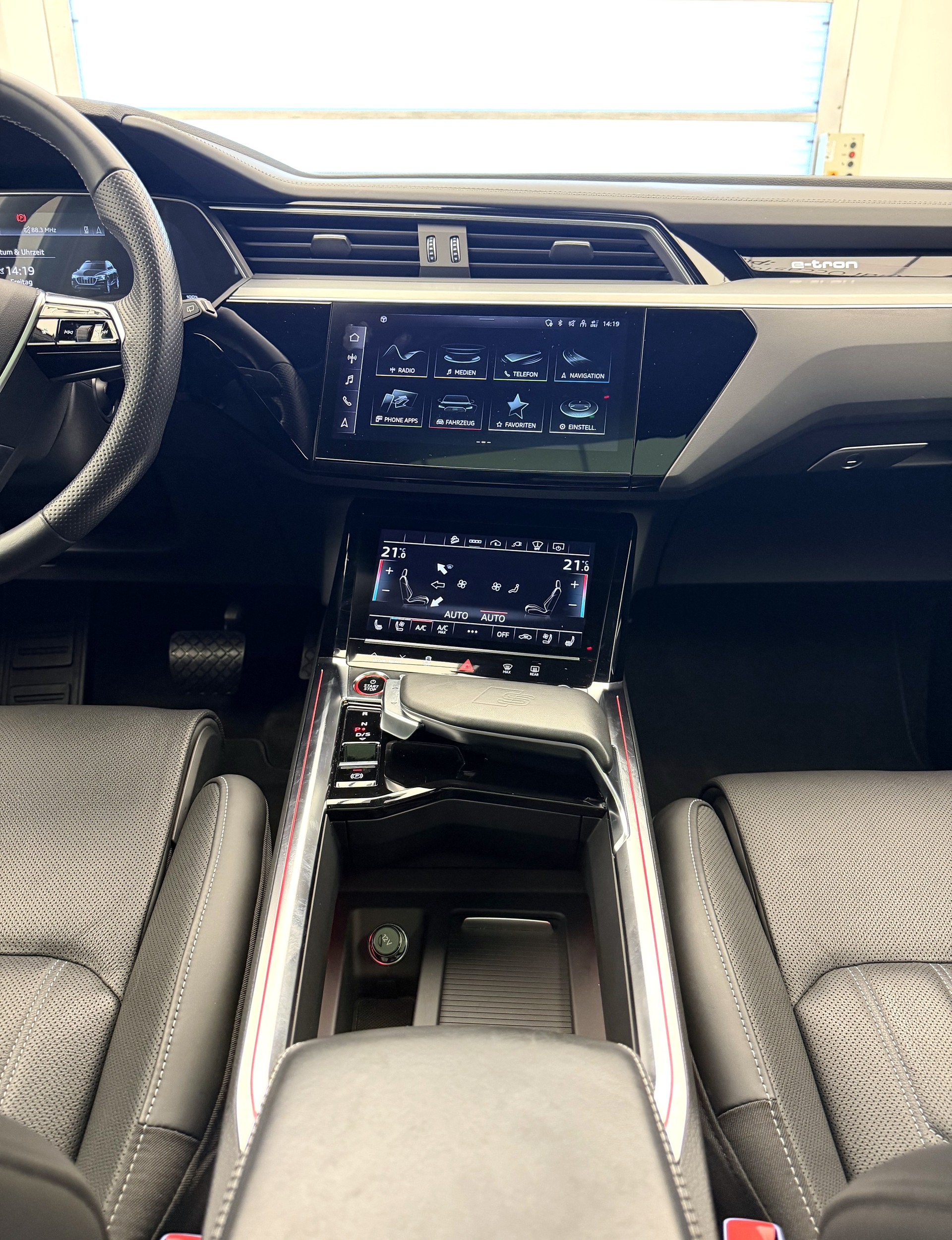 AUDI e-tron S quattro-image-8