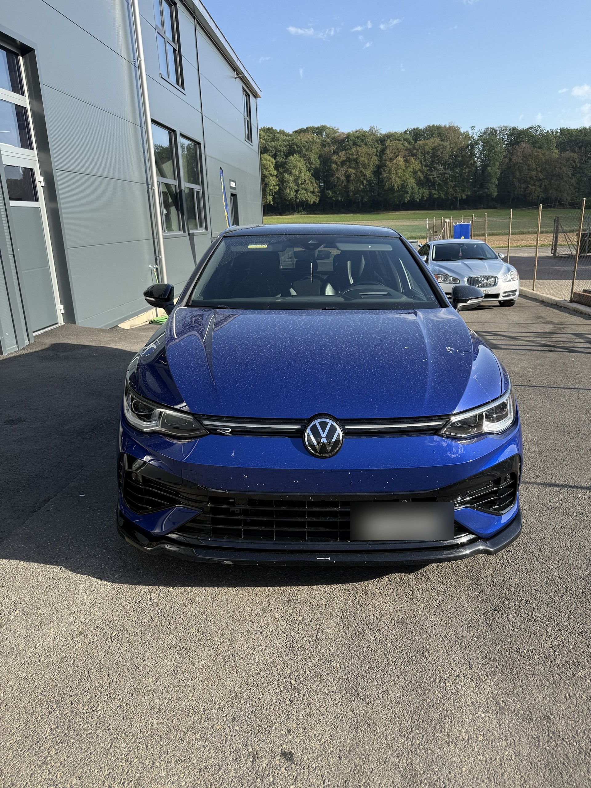 VW 2.0 TSI R DSG 4motion-image-0