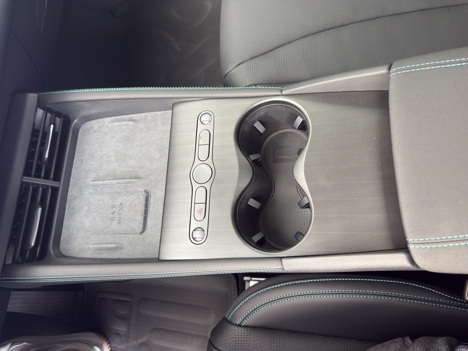 BYD Seal 6 DM-i Touring Comfort-image-9