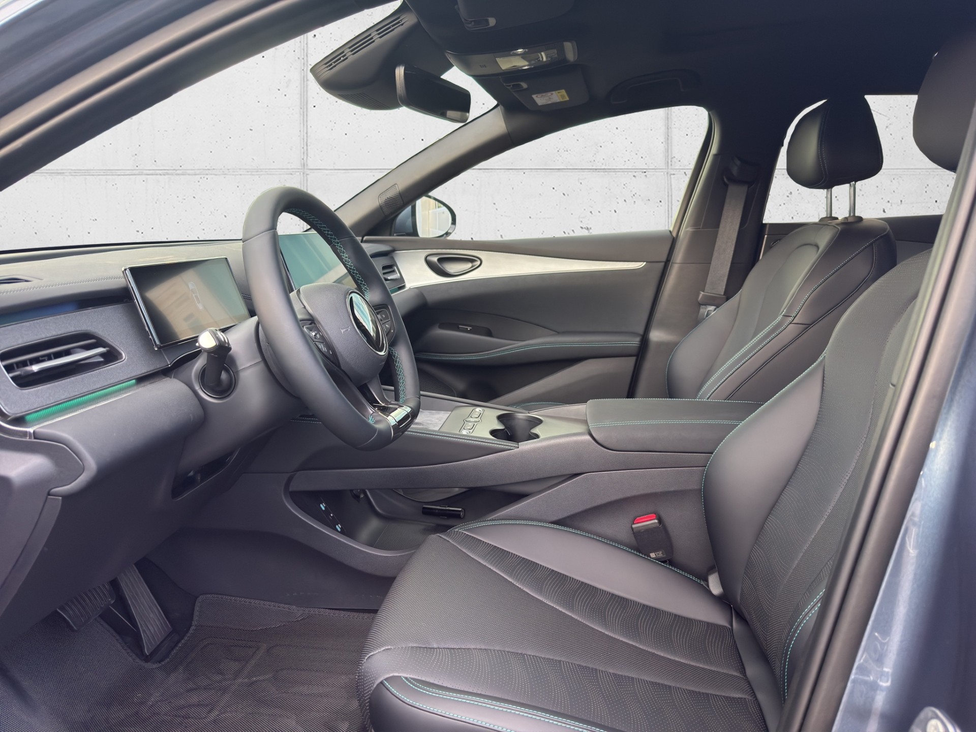 BYD Seal 6 DM-i Touring Comfort-image-5