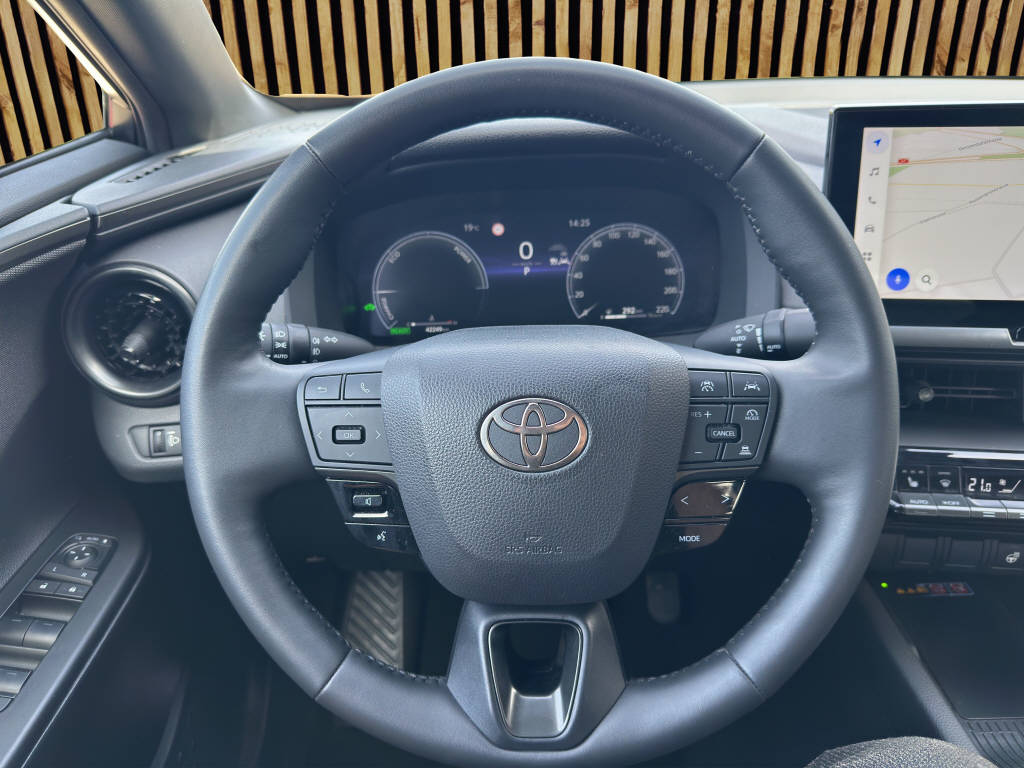 TOYOTA C-HR 1.8 HEV Trend-image-8