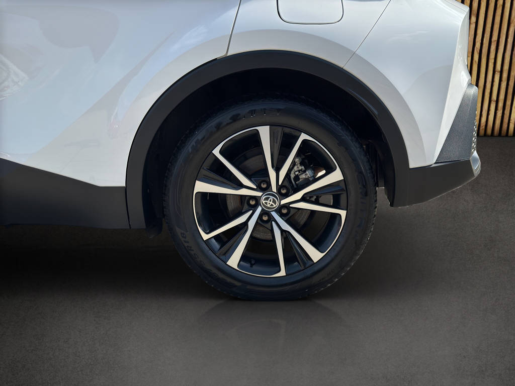 TOYOTA C-HR 1.8 HEV Trend-image-16