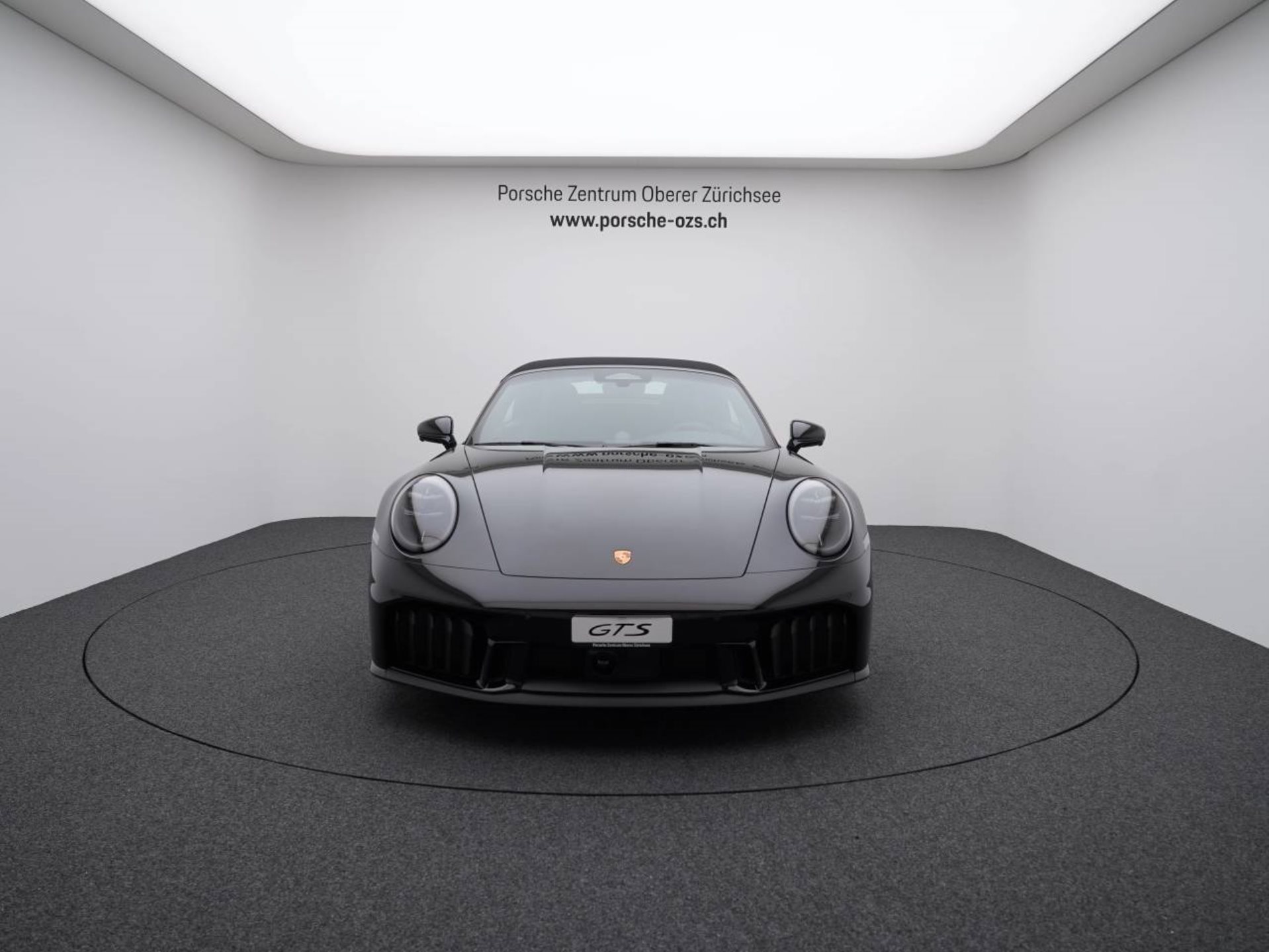 PORSCHE 911 Carrera GTS Cabriolet-image-9