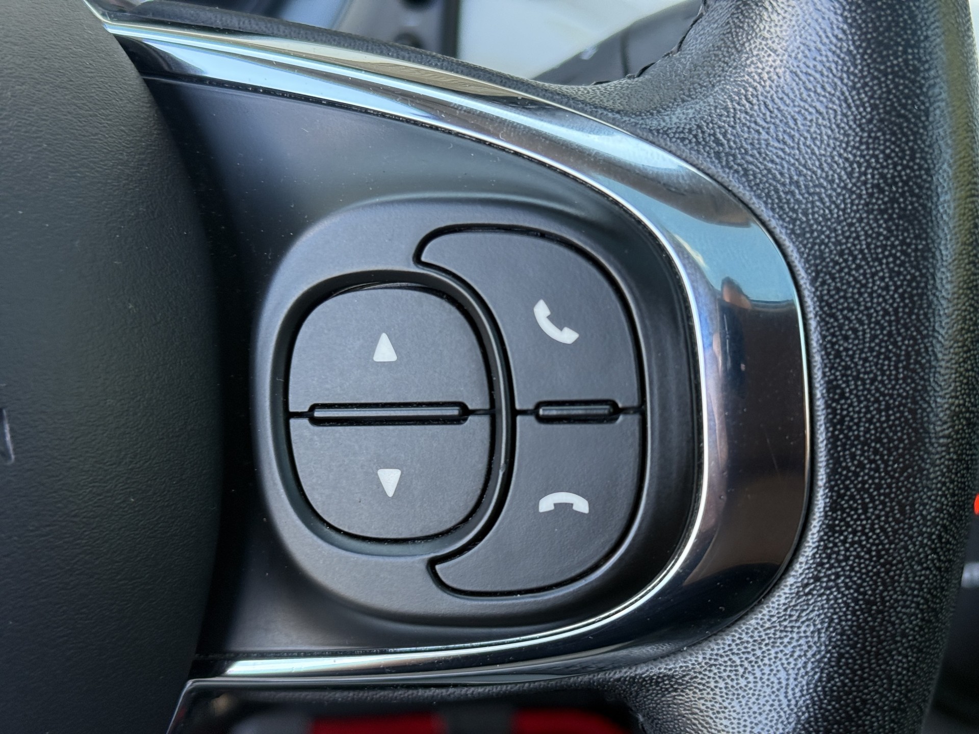 FIAT 500 1.2 Lounge-image-28