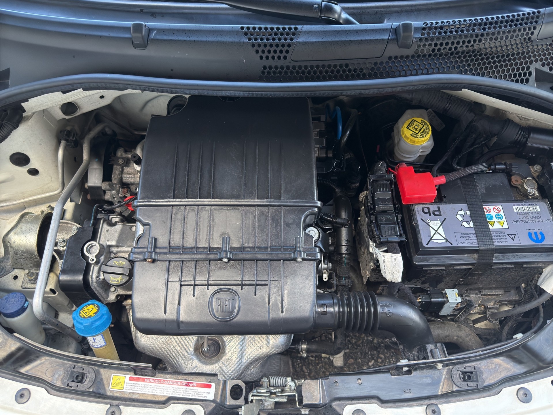 FIAT 500 1.2 Lounge-image-30