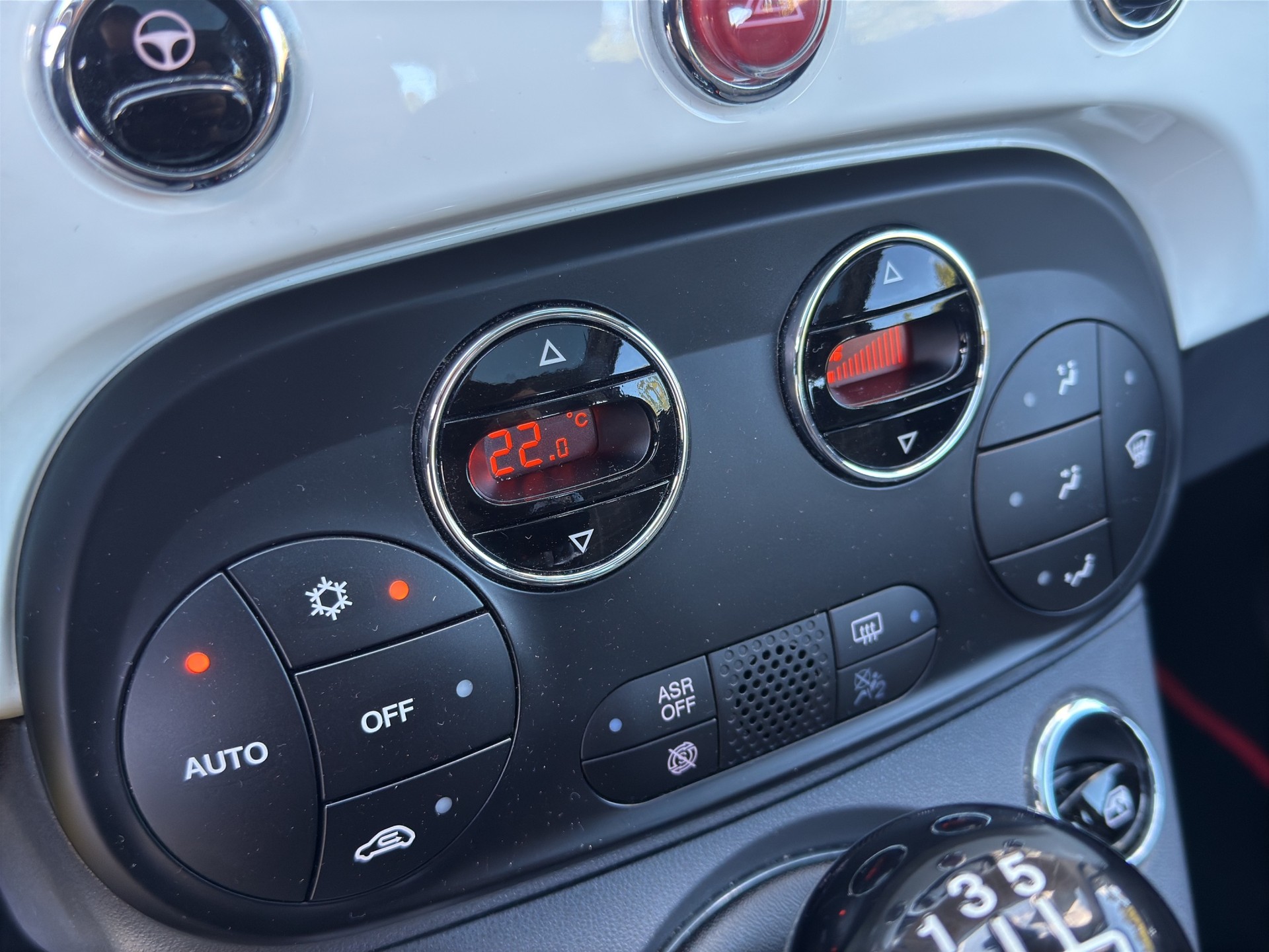 FIAT 500 1.2 Lounge-image-22