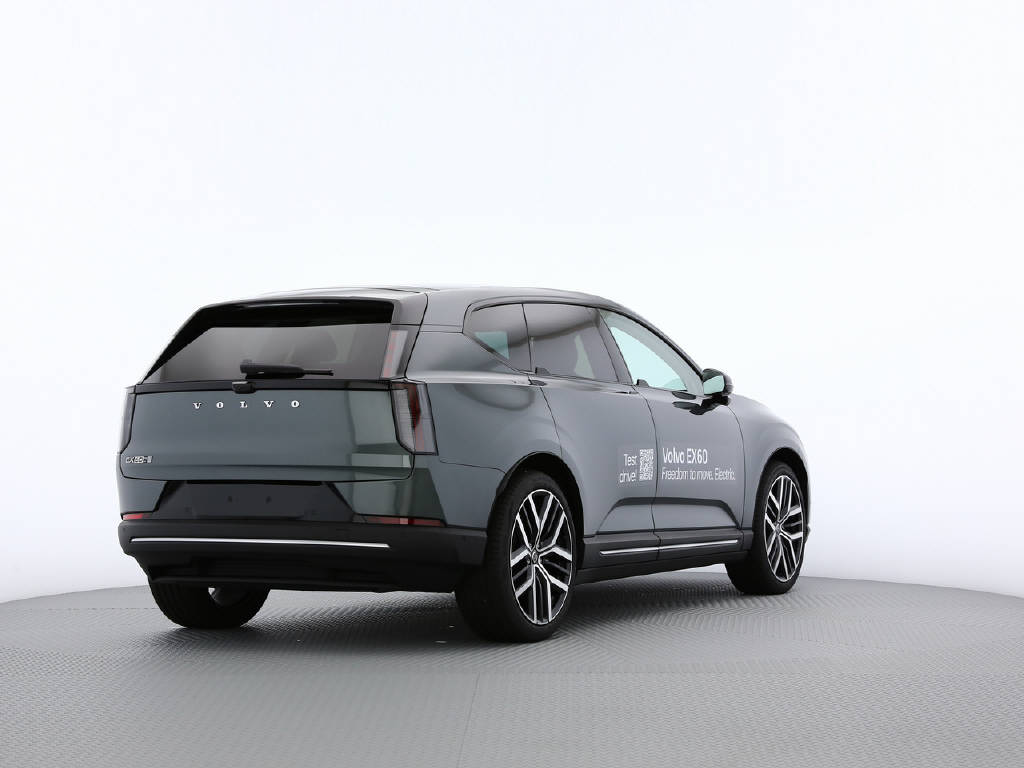 VOLVO EX60 Twin Ultra AWD-image-13