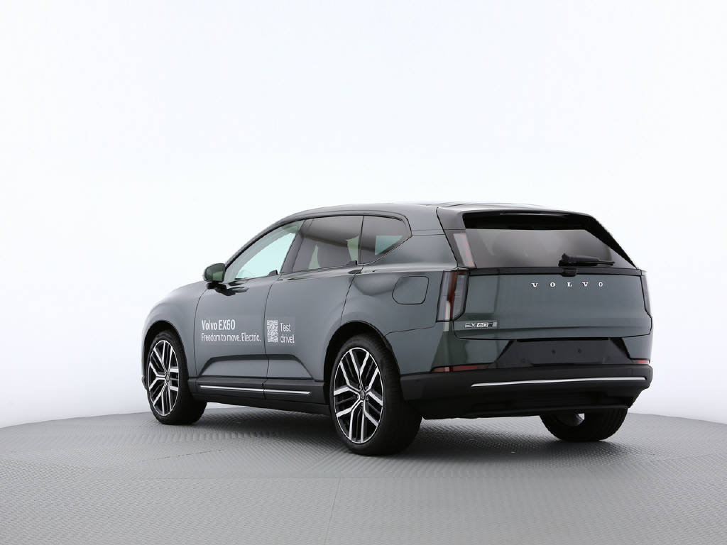 VOLVO EX60 Twin Ultra AWD-image-9