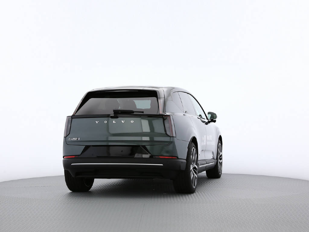 VOLVO EX60 Twin Ultra AWD-image-12