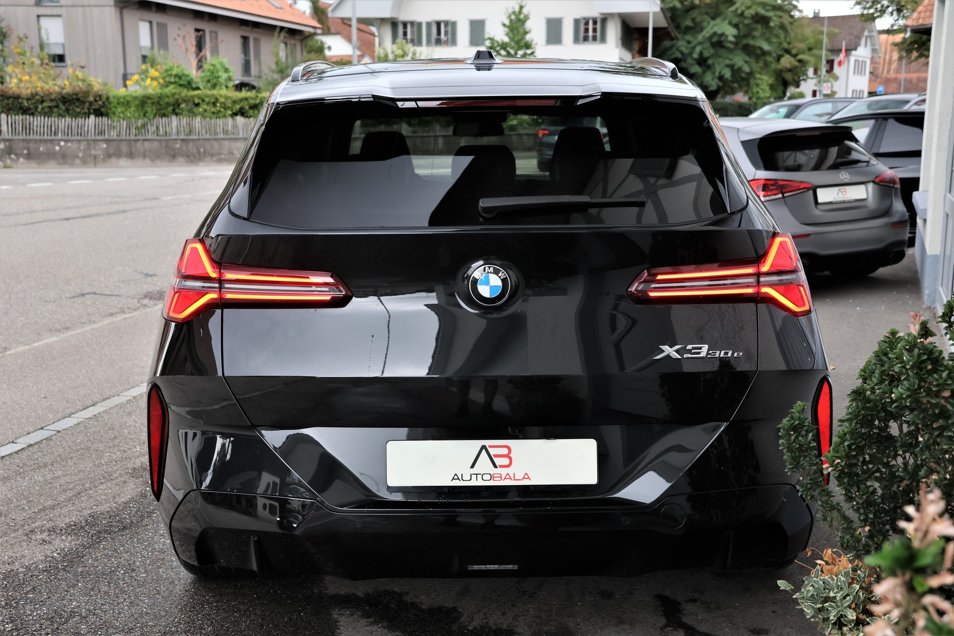 BMW X3 xDrive 30e M Sport Pro (CH) + 2.0T AHK-image-6