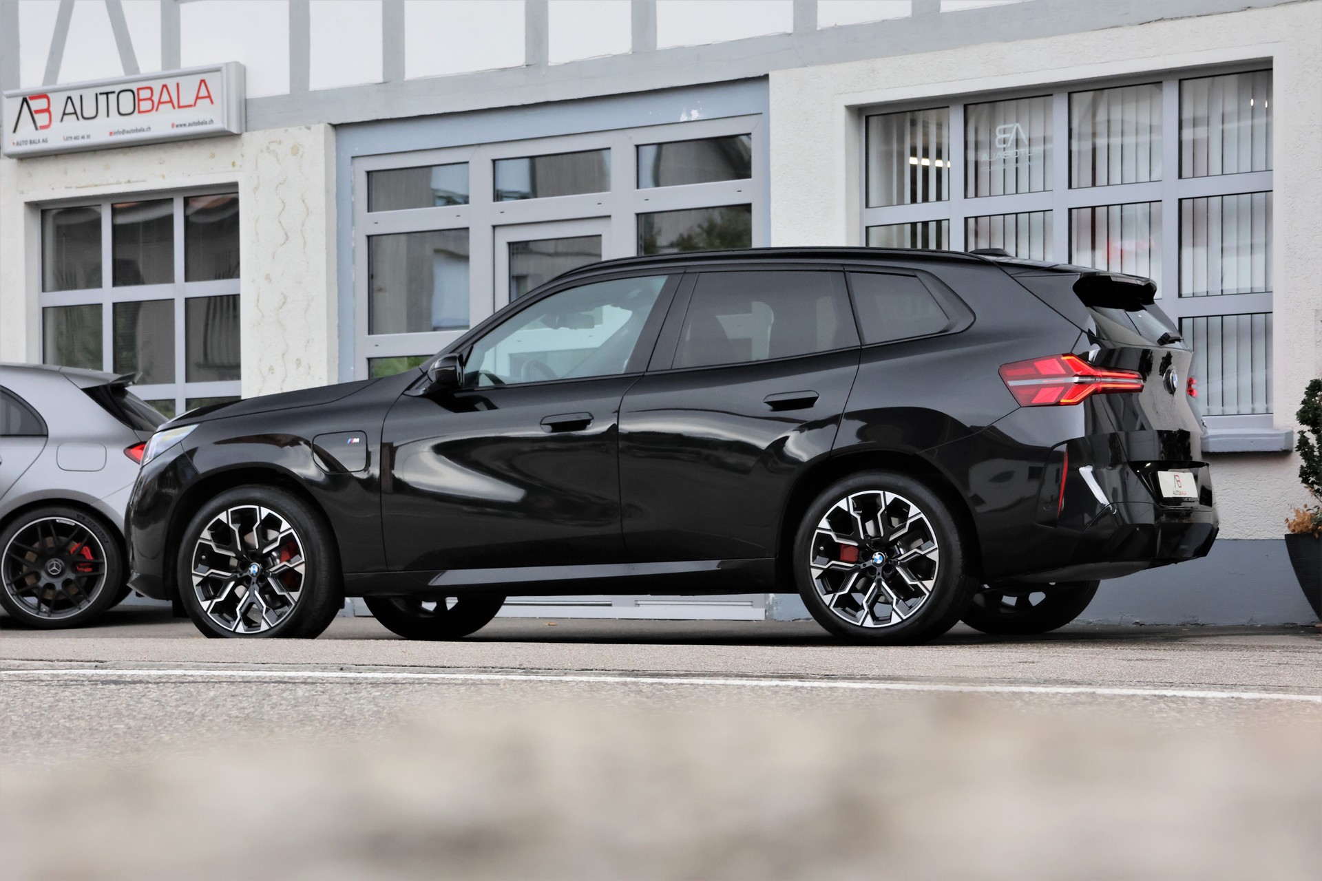 BMW X3 xDrive 30e M Sport Pro (CH) + 2.0T AHK-image-3