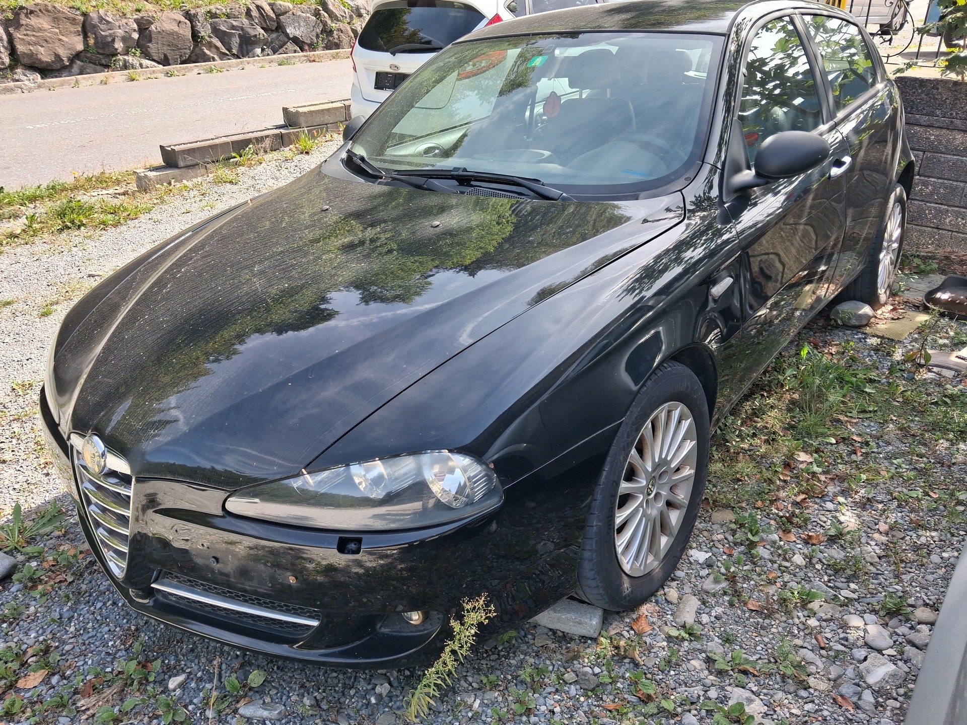 ALFA ROMEO 147 1.6 TS 16V Progression-image-1