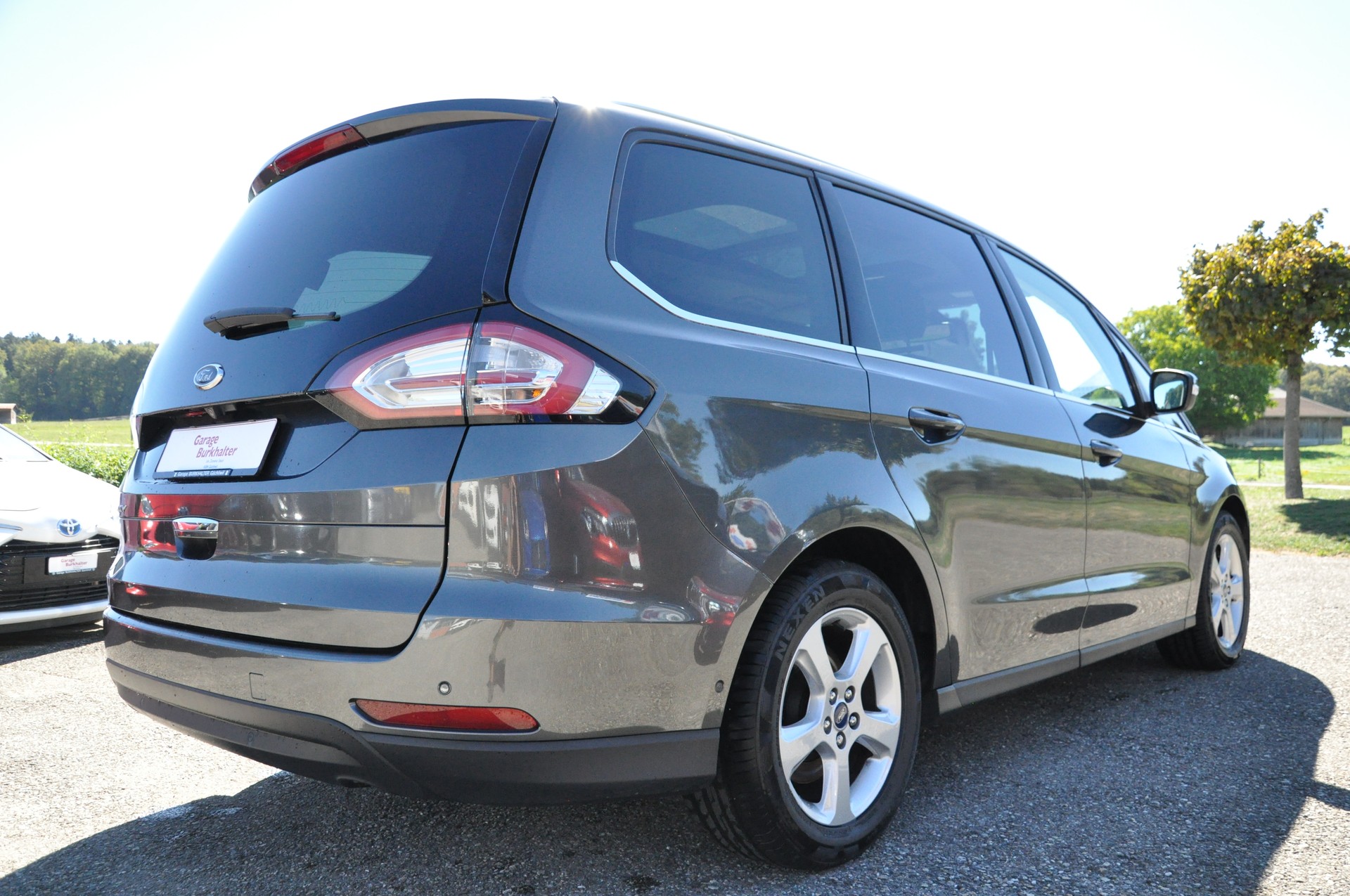 FORD Galaxy 2.0 TDCi Titanium AWD PowerShift-image-5