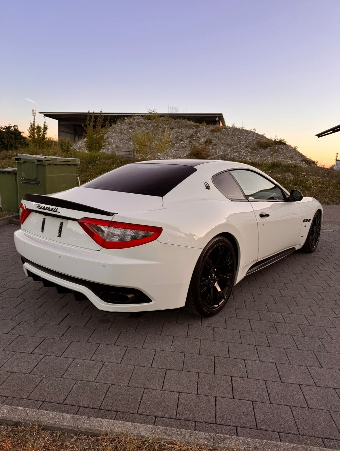 MASERATI GranTurismo S Automatica-image-2