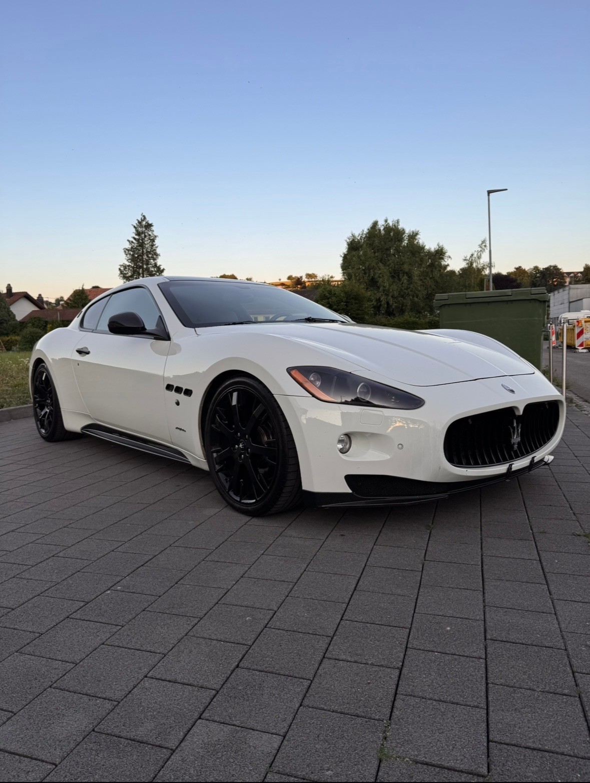 MASERATI GranTurismo S Automatica-image-1