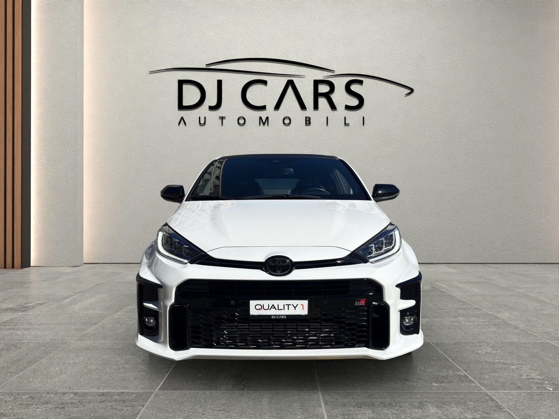 TOYOTA Yaris 1.6 GR Sport-image-1