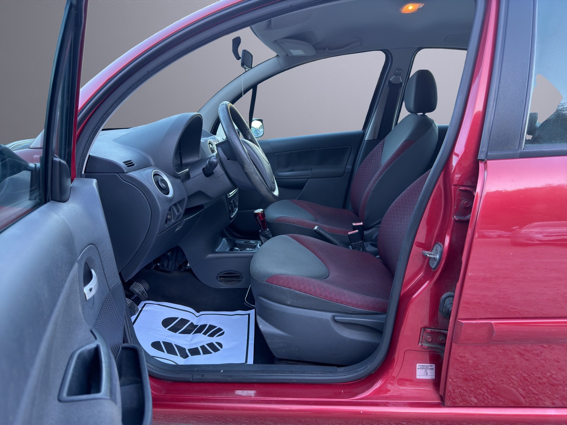 CITROEN C3 1.4i Furio-image-9