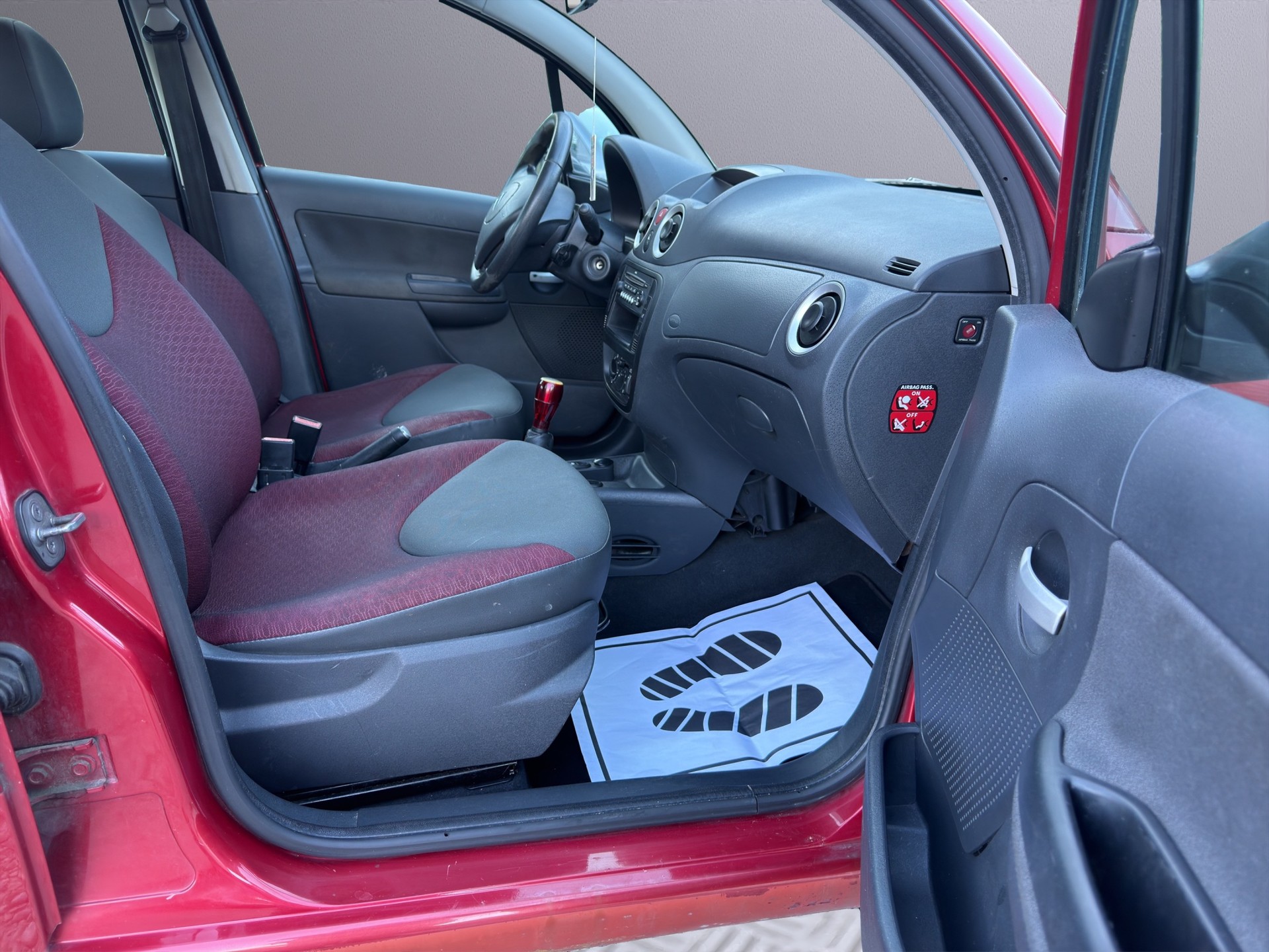 CITROEN C3 1.4i Furio-image-10