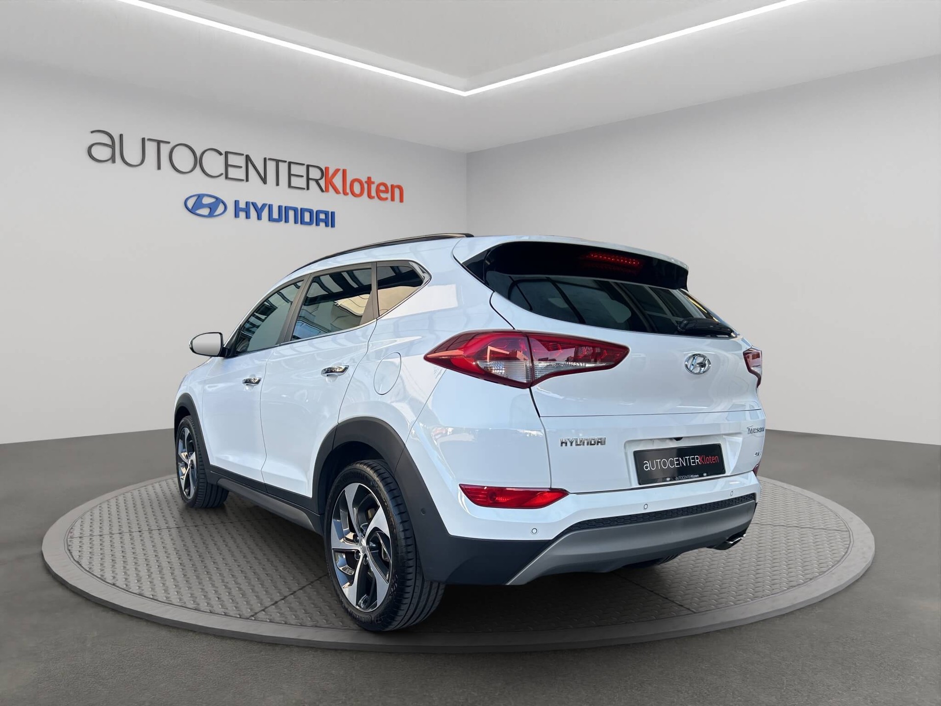 HYUNDAI Tucson 2.0 CRDi 185 Vertex 4WD-image-3