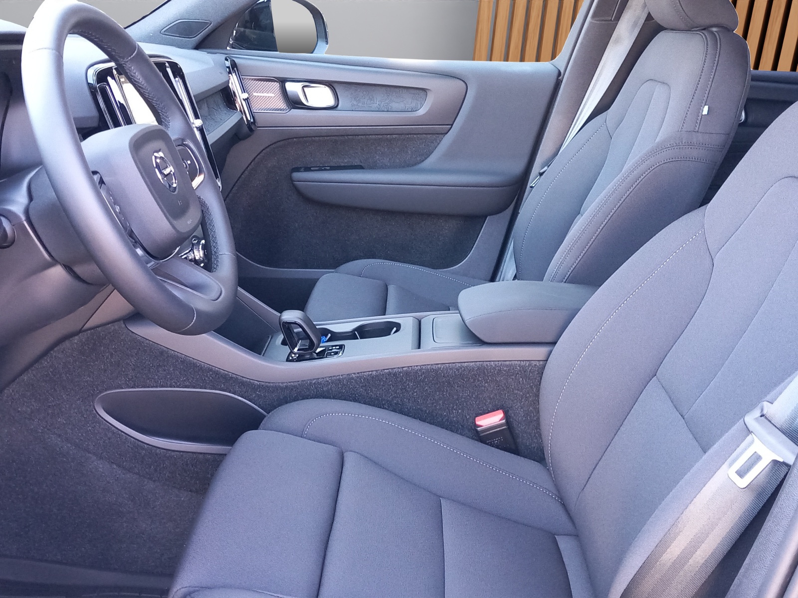 VOLVO EX40 Twin Plus AWD-image-9