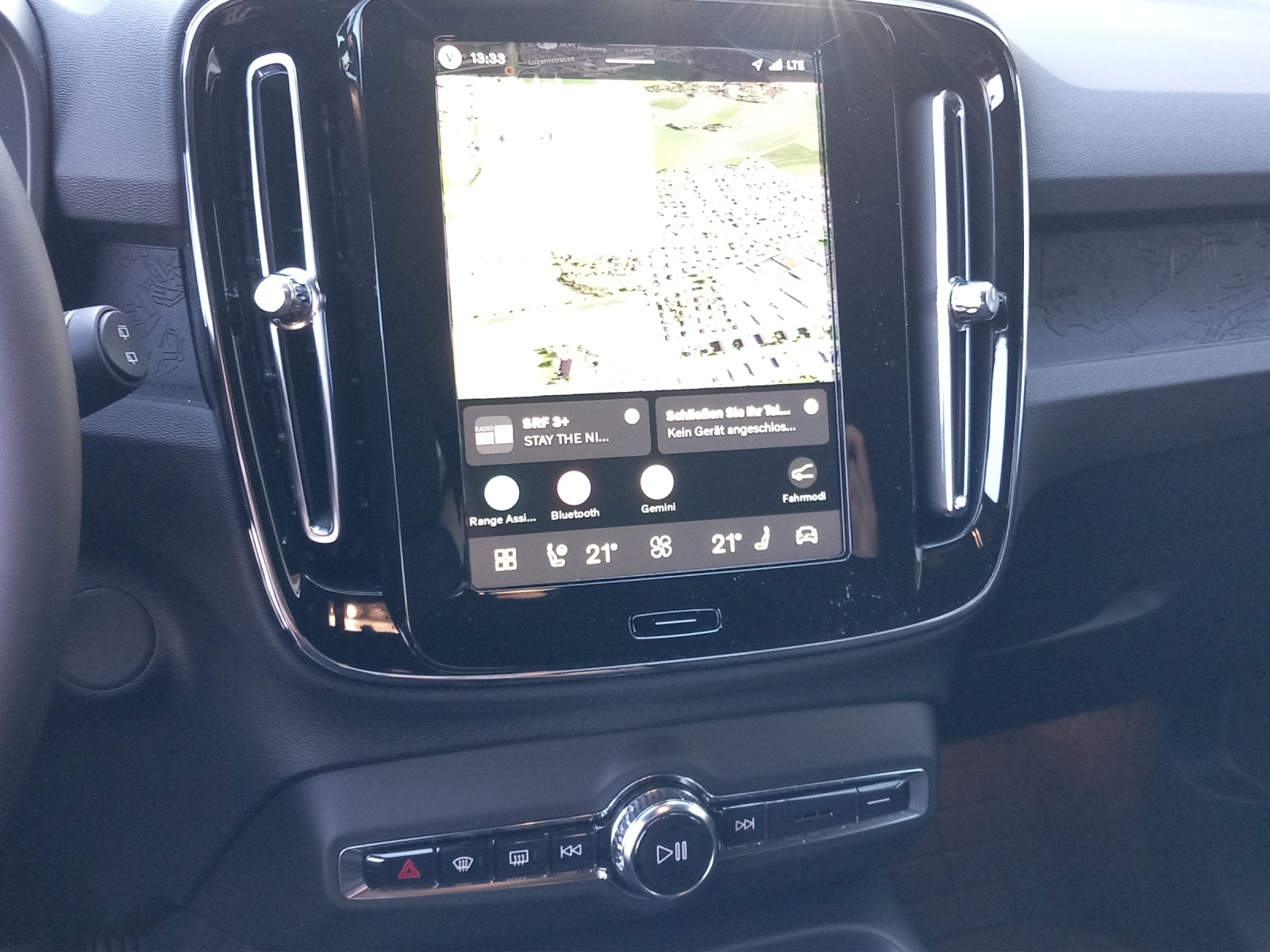 VOLVO EX40 Twin Plus AWD-image-17