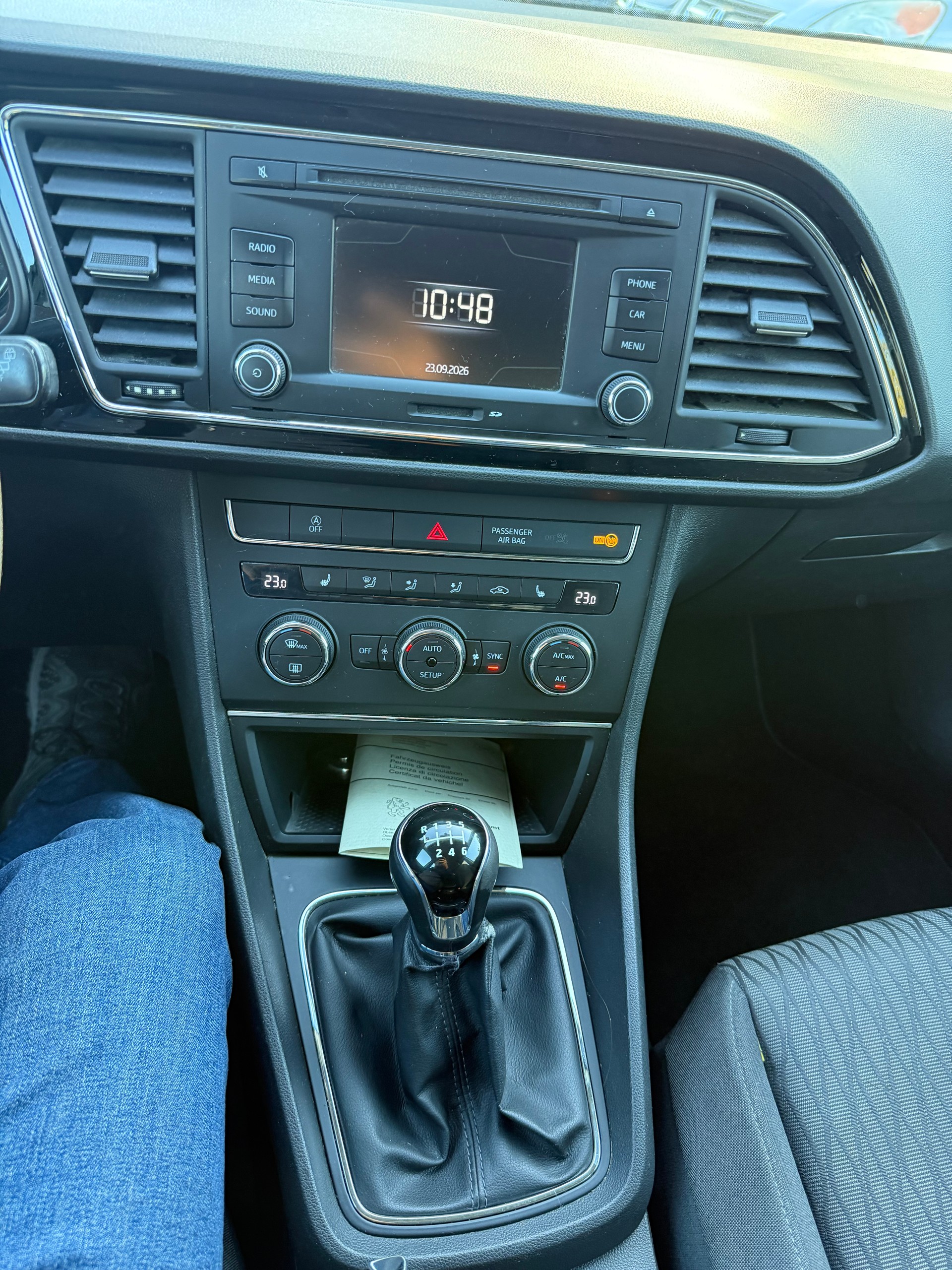 SEAT Leon ST 1.4 TSI Style-image-11