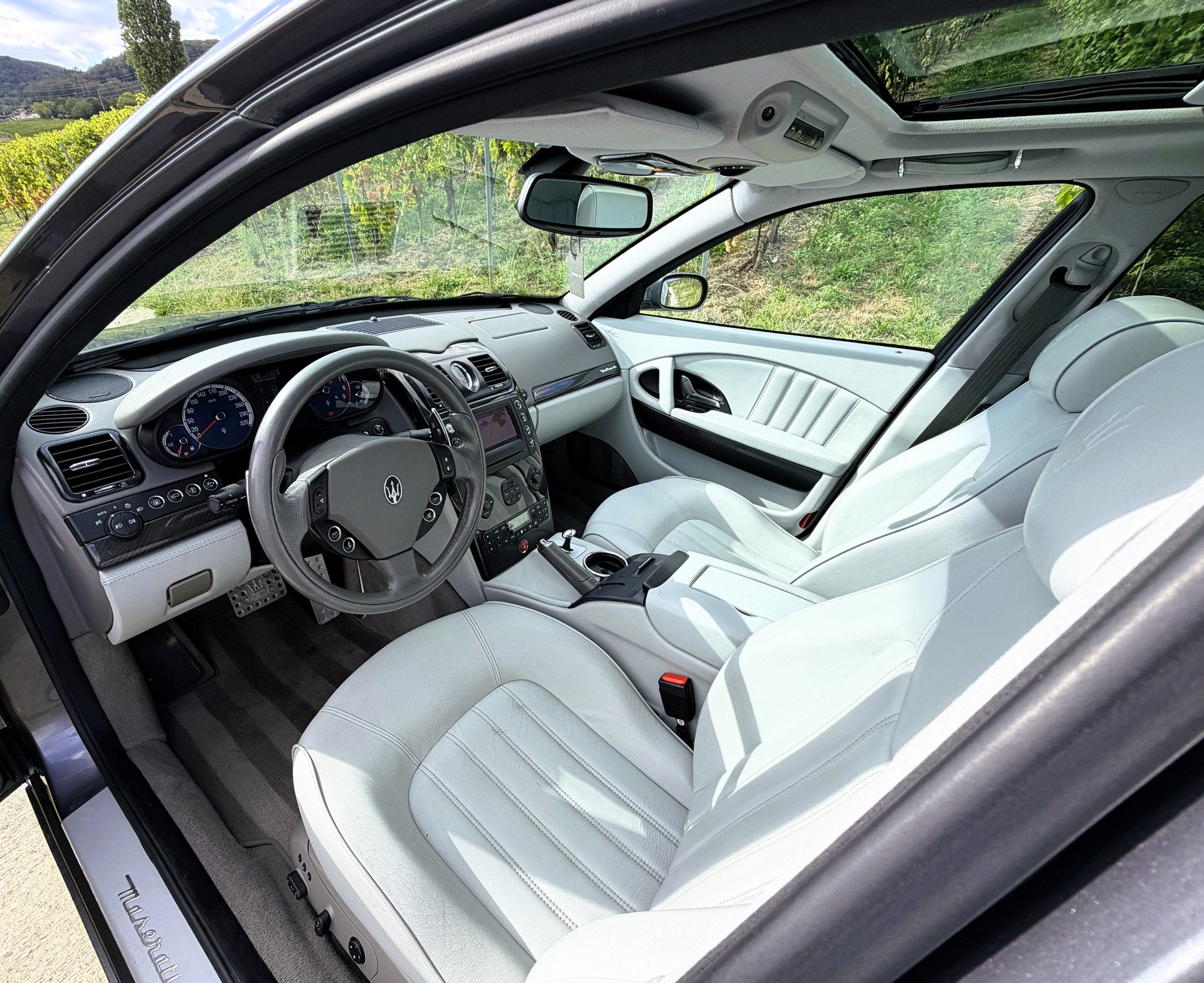 MASERATI Quattroporte 4.2 V8 Sport GT DuoSelect-image-17