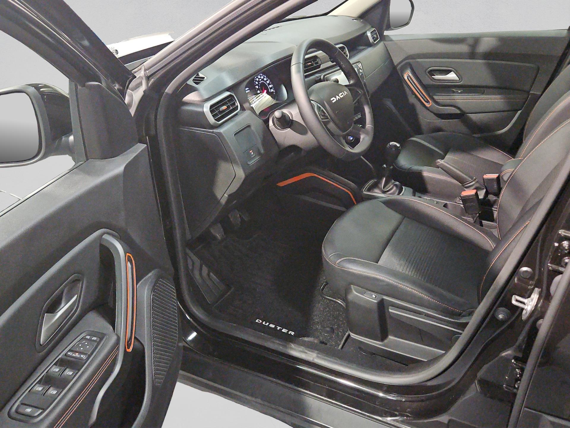 DACIA Duster TCe 150 Journey 4x4-image-23