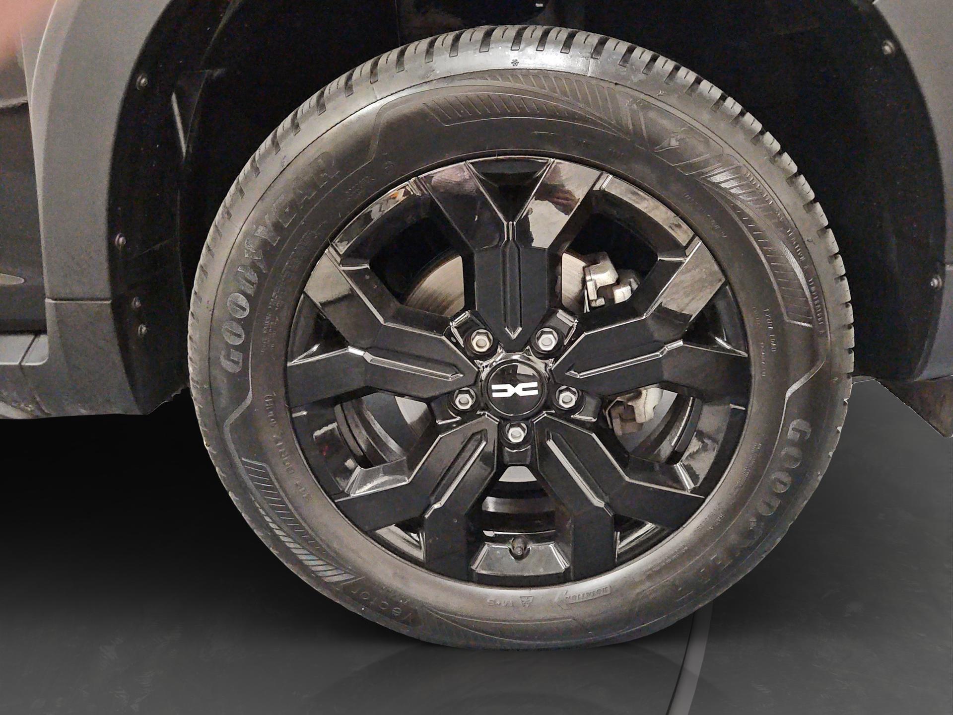 DACIA Duster TCe 150 Journey 4x4-image-17